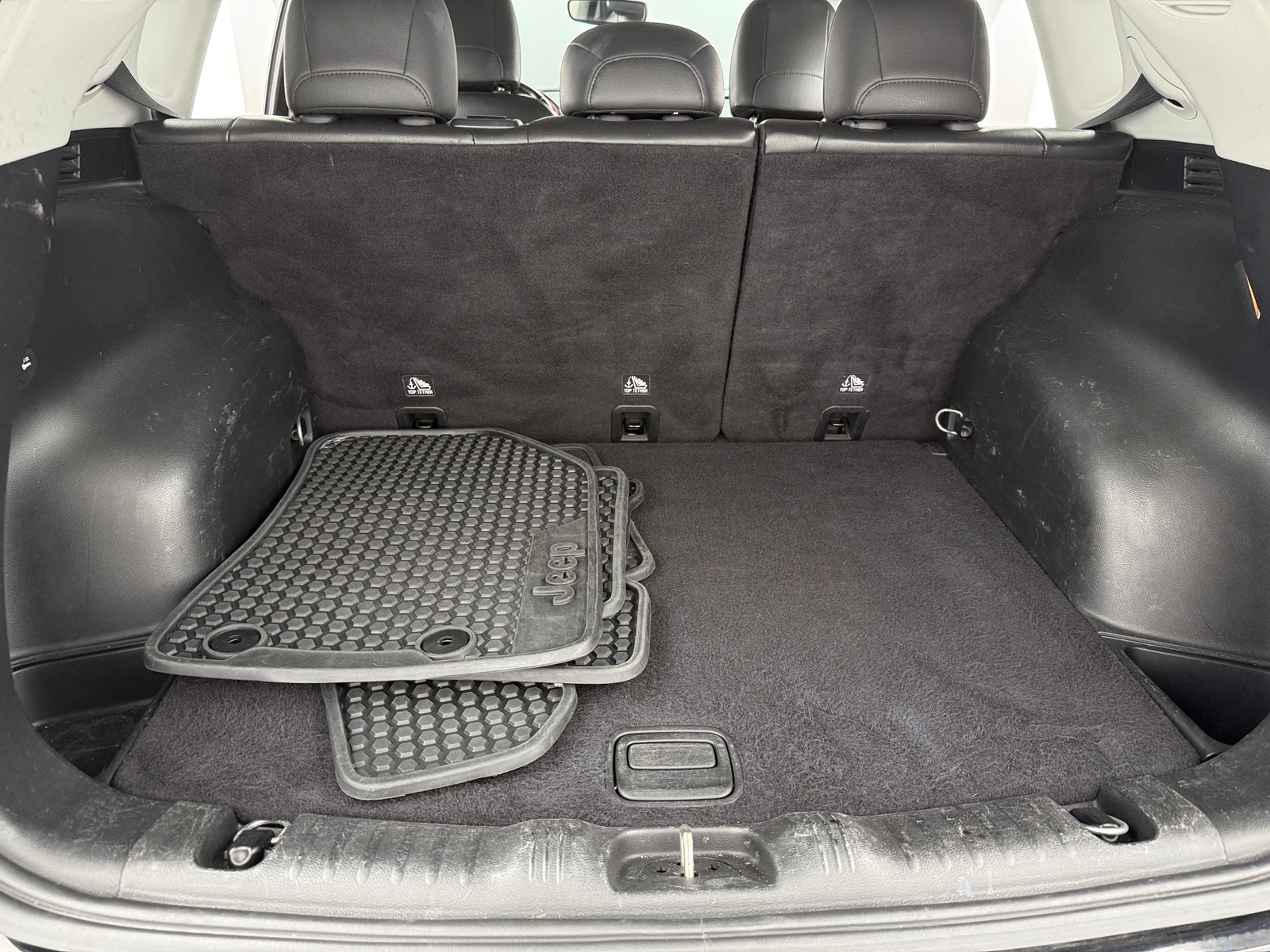 Thumbnail: 2020 Jeep Compass - 6