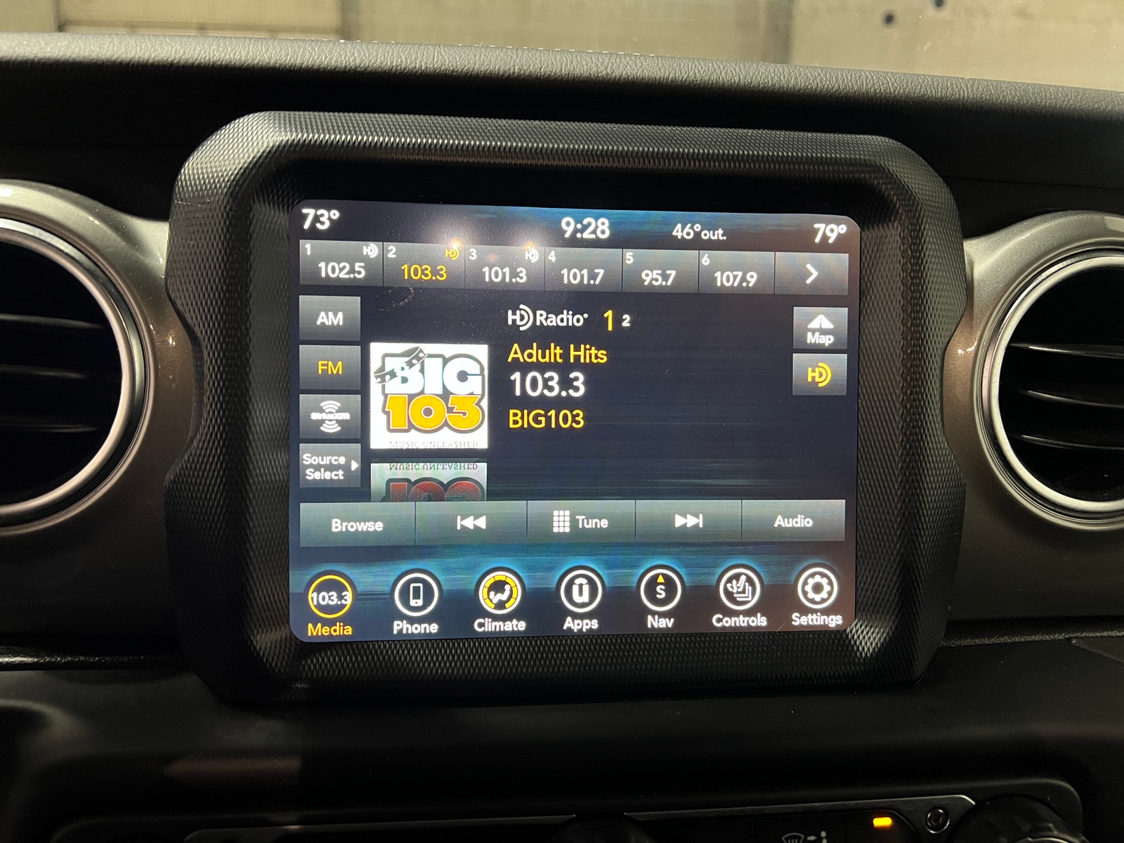 Thumbnail: 2022 Jeep Wrangler - 4