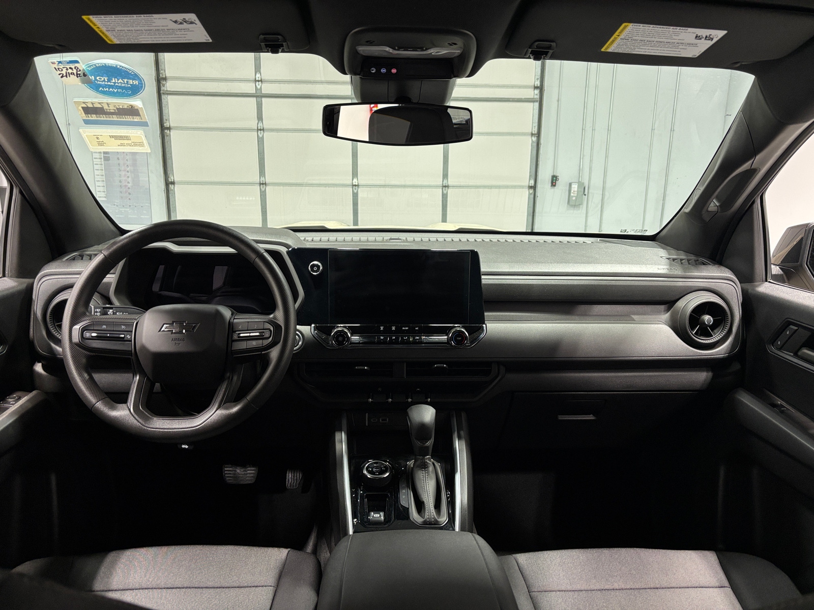 Thumbnail: 2023 Chevrolet Colorado - 3