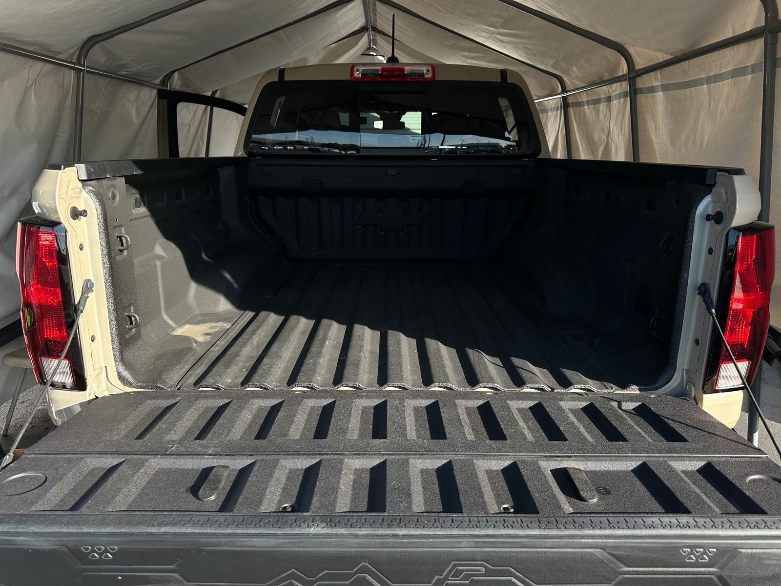 Thumbnail: 2023 Chevrolet Colorado - 7