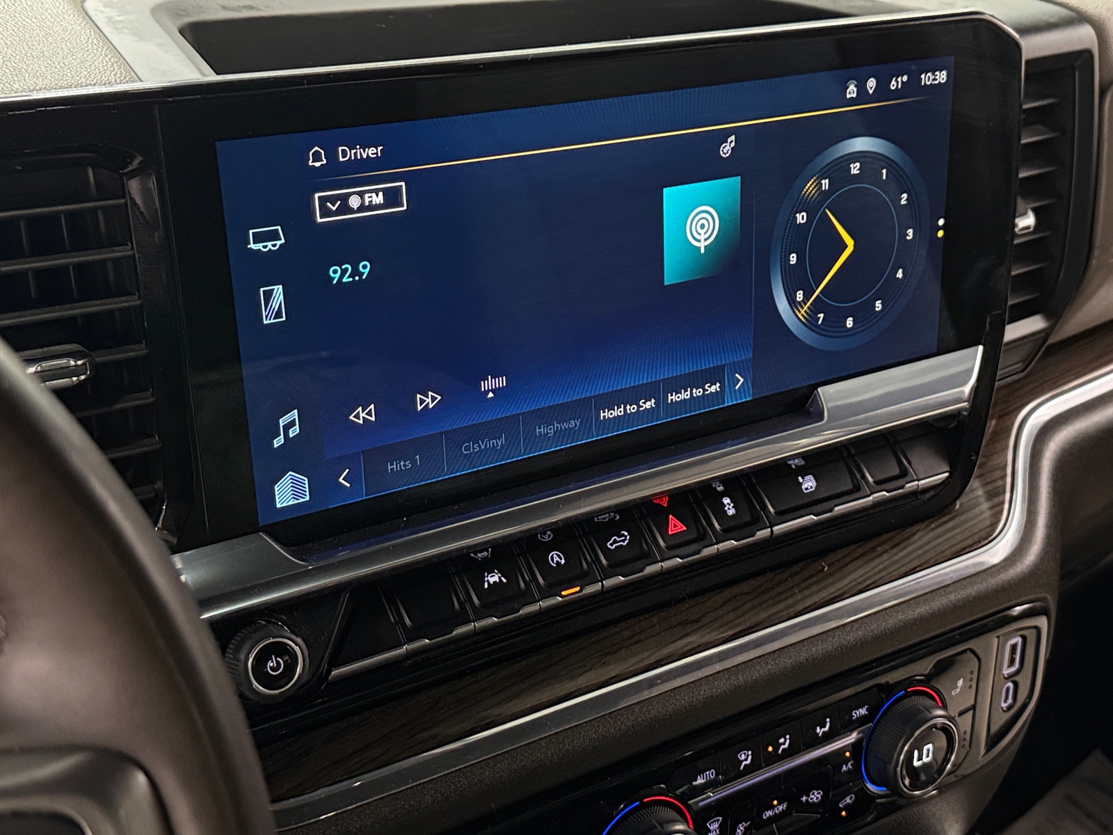 Thumbnail: 2024 Chevrolet Silverado 1500 - 4