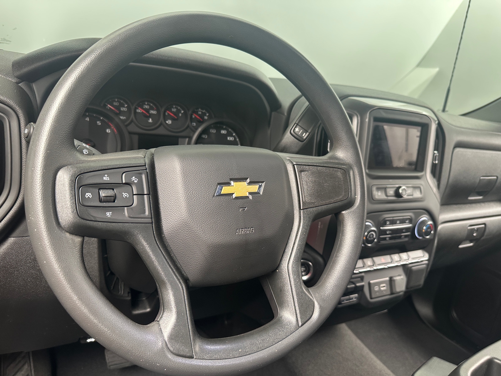 Thumbnail: 2024 Chevrolet Silverado 2500 - 5