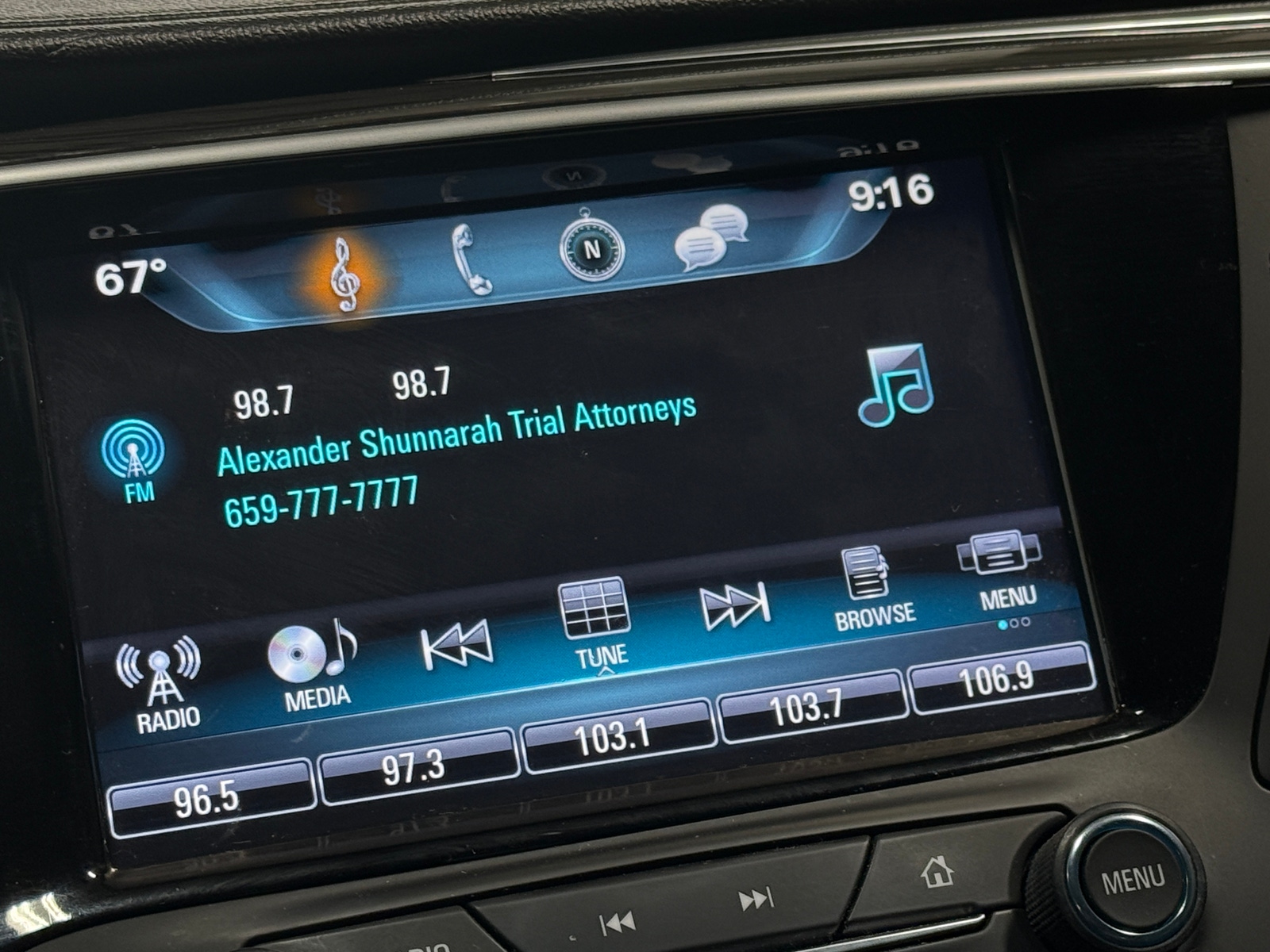 Thumbnail: 2017 Buick Envision - 3