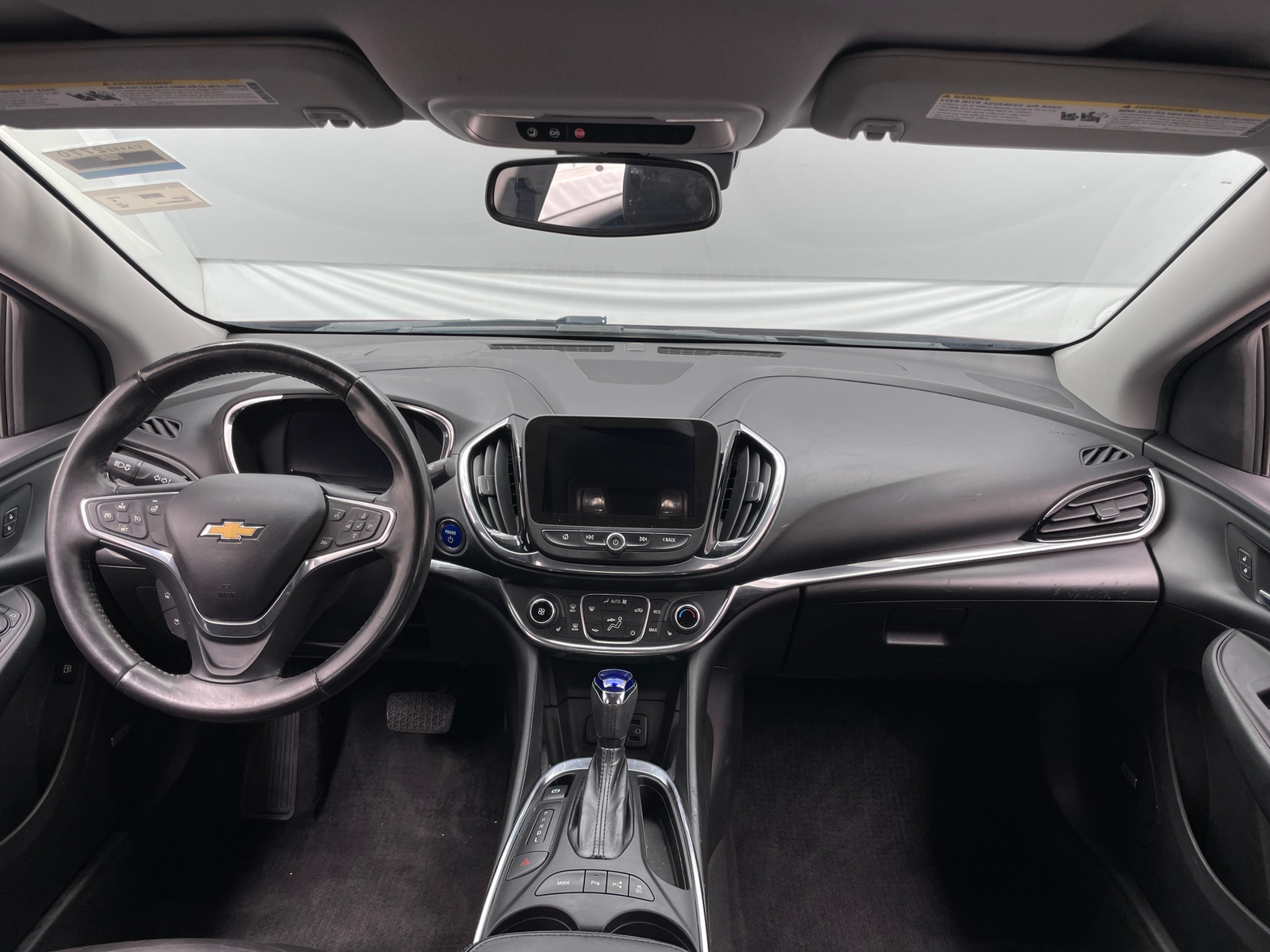 Thumbnail: 2016 Chevrolet Volt - 2