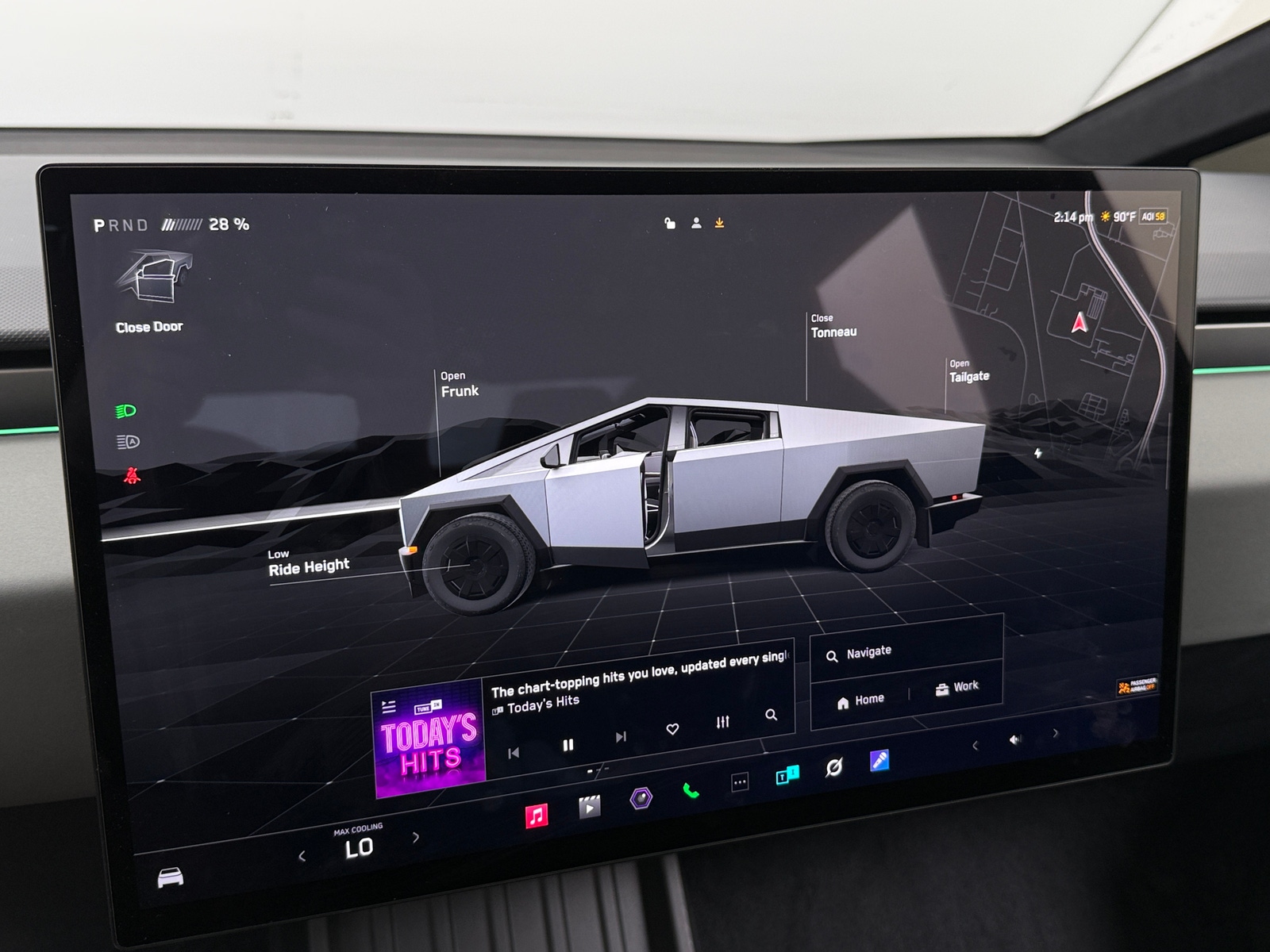 Thumbnail: 2025 Tesla Cybertruck - 3