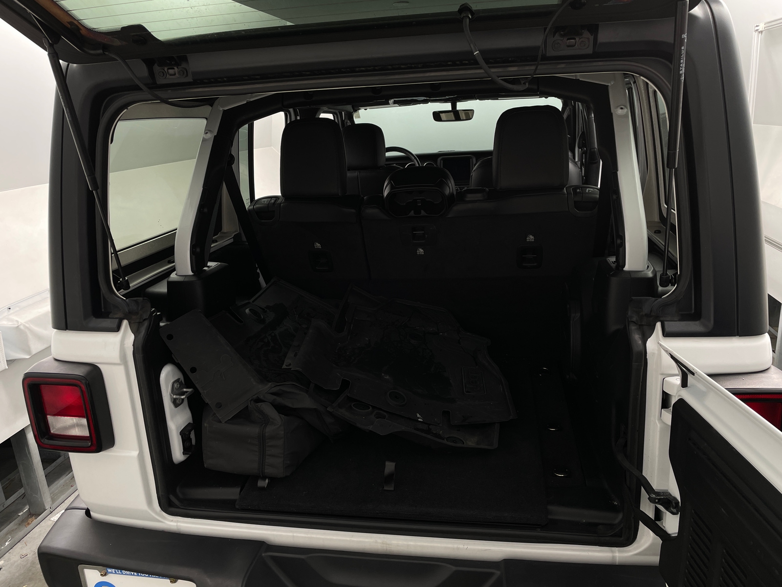 Thumbnail: 2023 Jeep Wrangler - 7