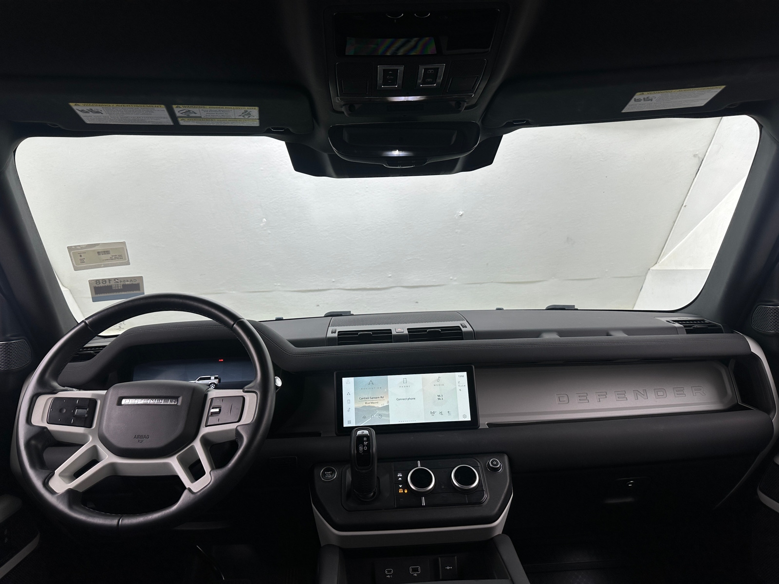 Thumbnail: 2023 Land Rover Defender - 3