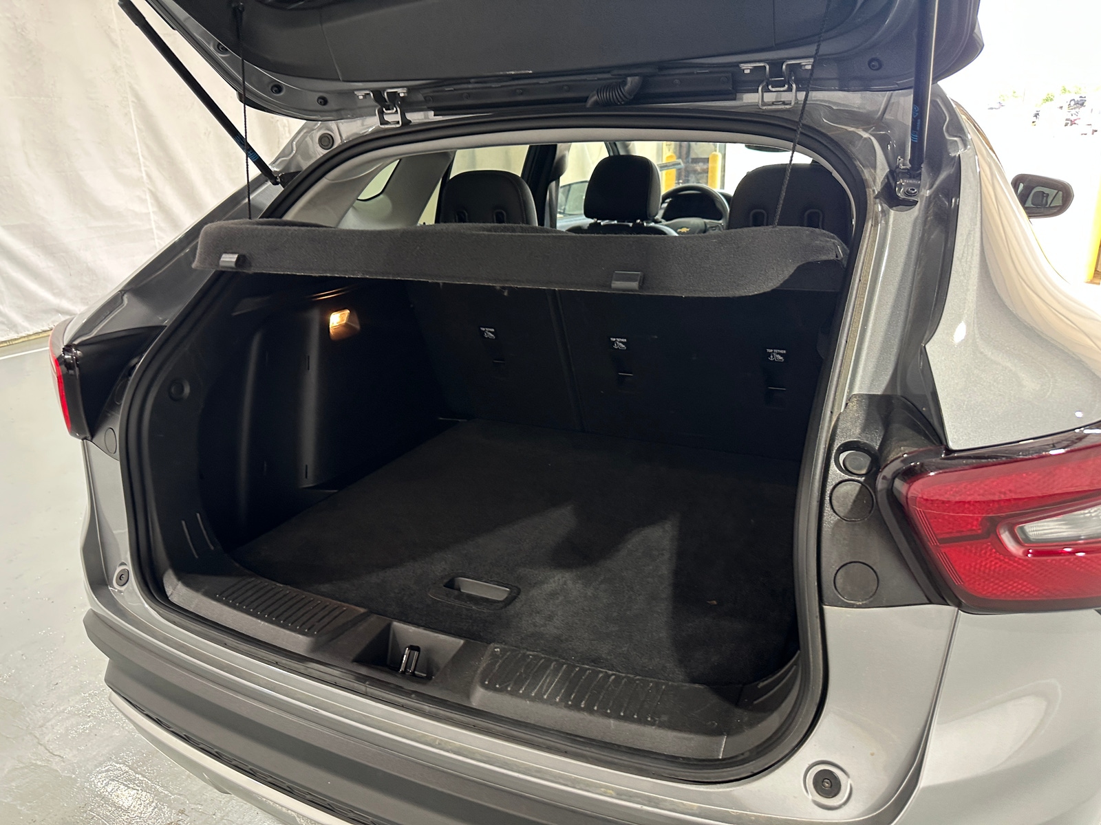 Thumbnail: 2025 Chevrolet Trax - 7