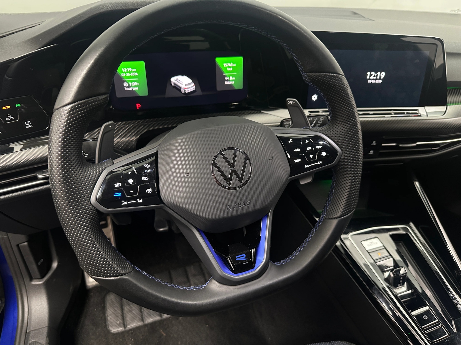 Thumbnail: 2023 Volkswagen Golf - 4