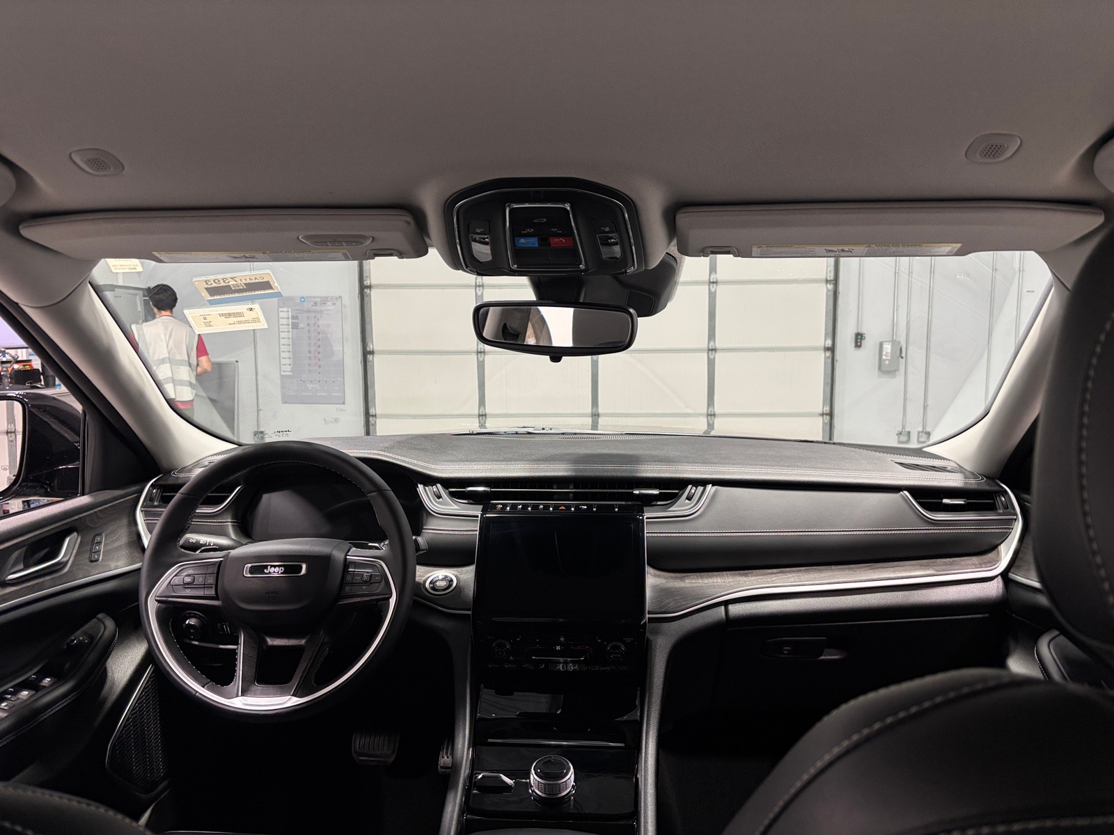 Thumbnail: 2023 Jeep Grand Cherokee L - 2