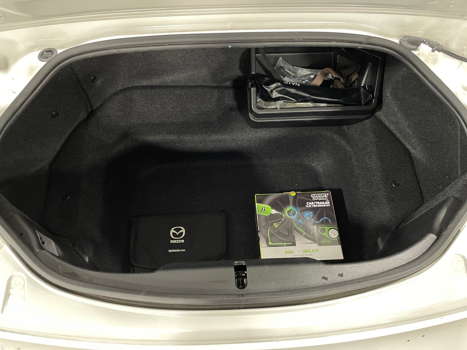 Thumbnail: 2019 Mazda MX-5 Miata - 4