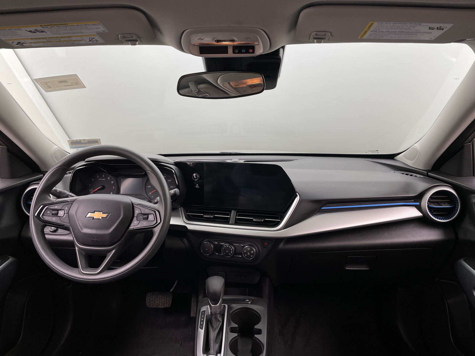 Thumbnail: 2025 Chevrolet Trax - 3