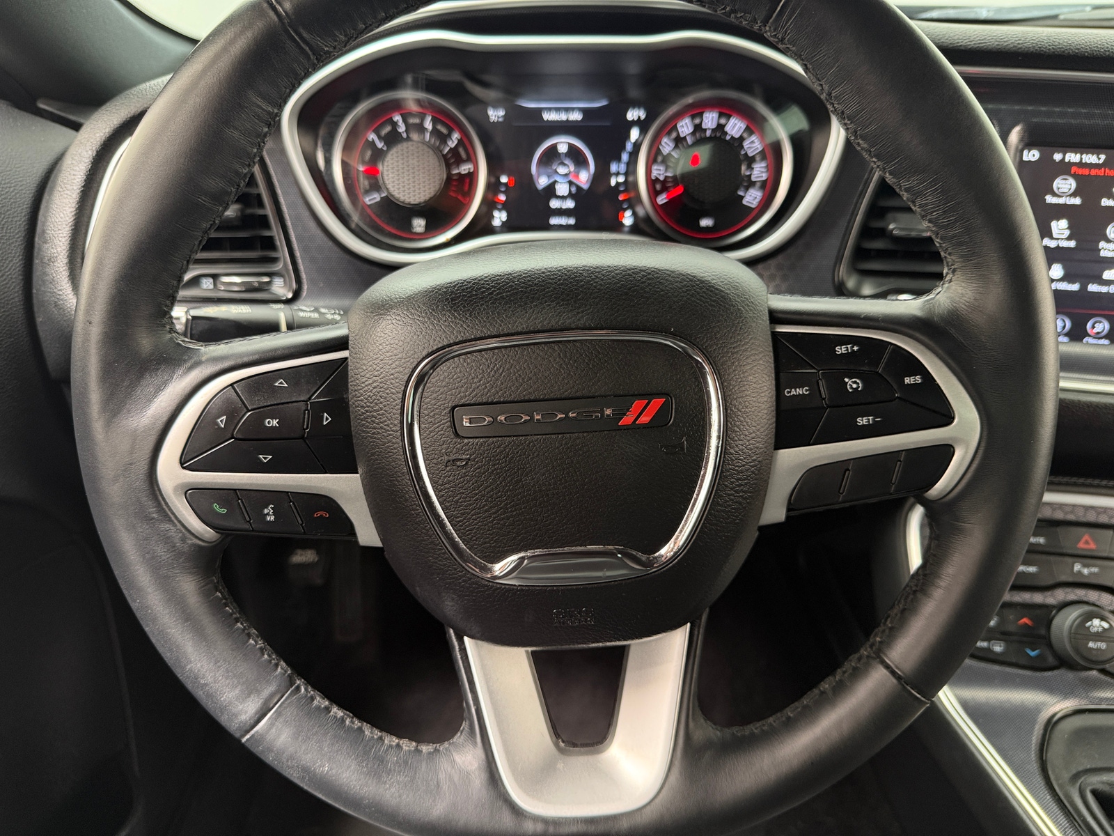 Thumbnail: 2018 Dodge Challenger - 3