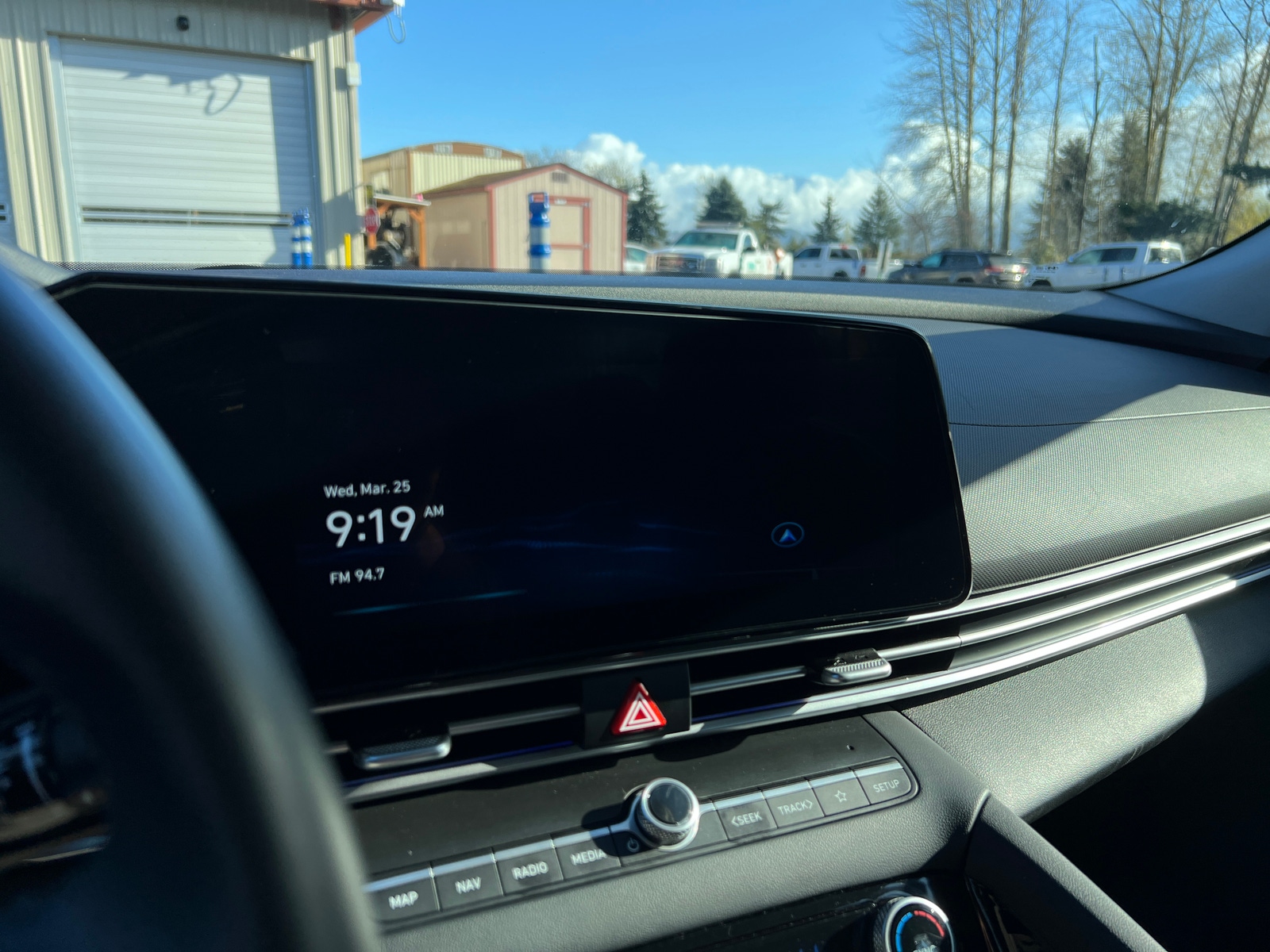 Thumbnail: 2025 Hyundai Elantra - 4