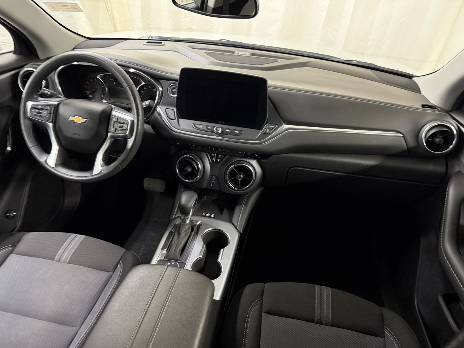 Thumbnail: 2024 Chevrolet Blazer - 3