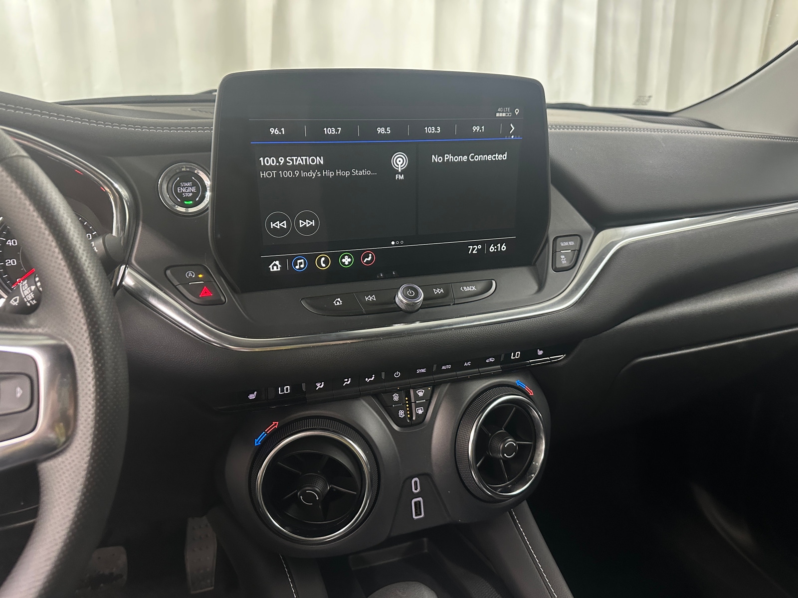 Thumbnail: 2024 Chevrolet Blazer - 4