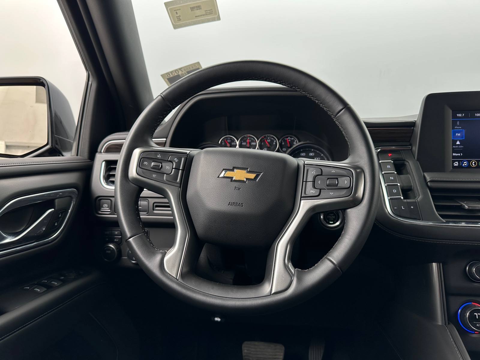 Thumbnail: 2023 Chevrolet Suburban - 5