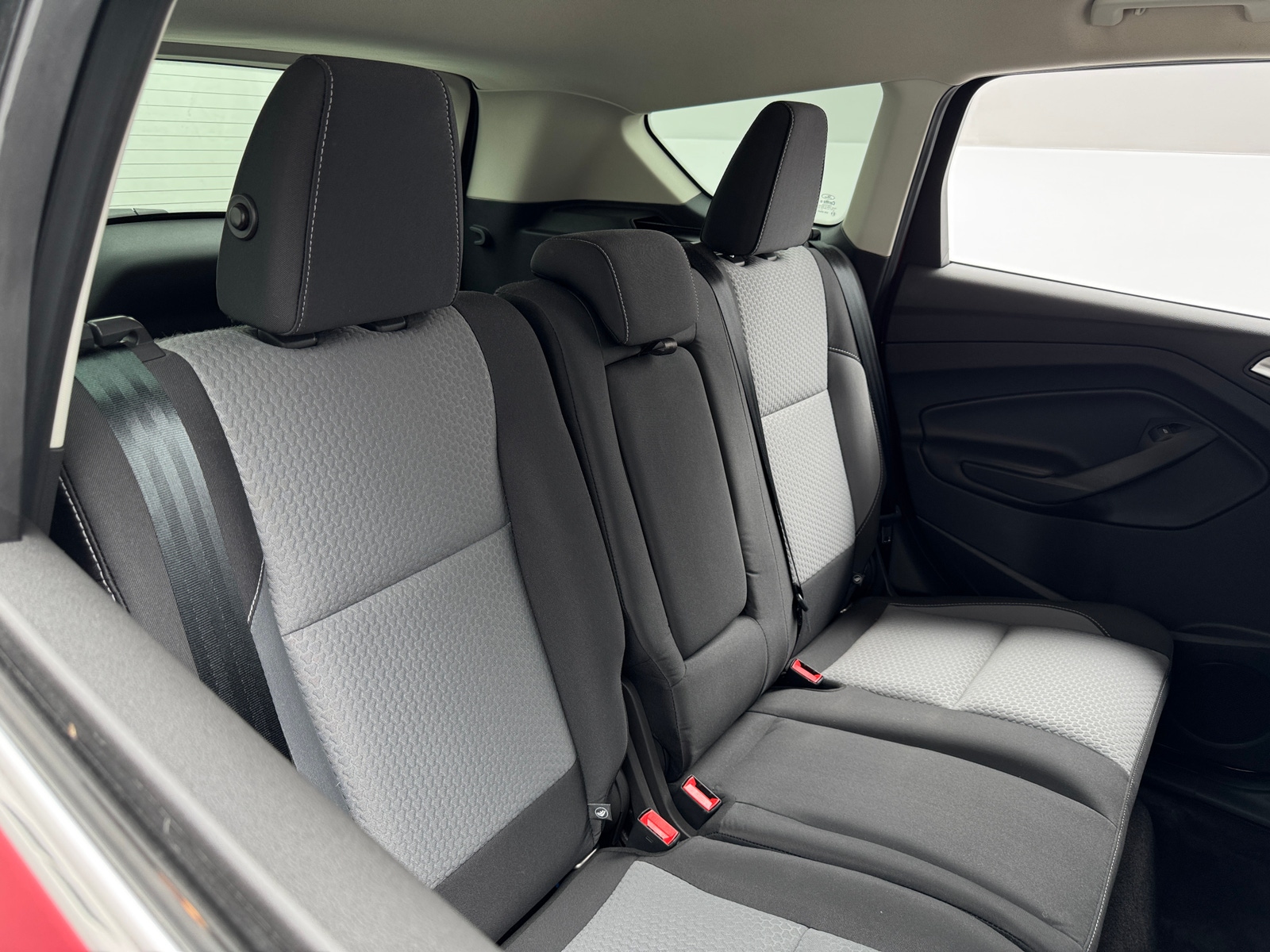 Thumbnail: 2017 Ford Escape - 6