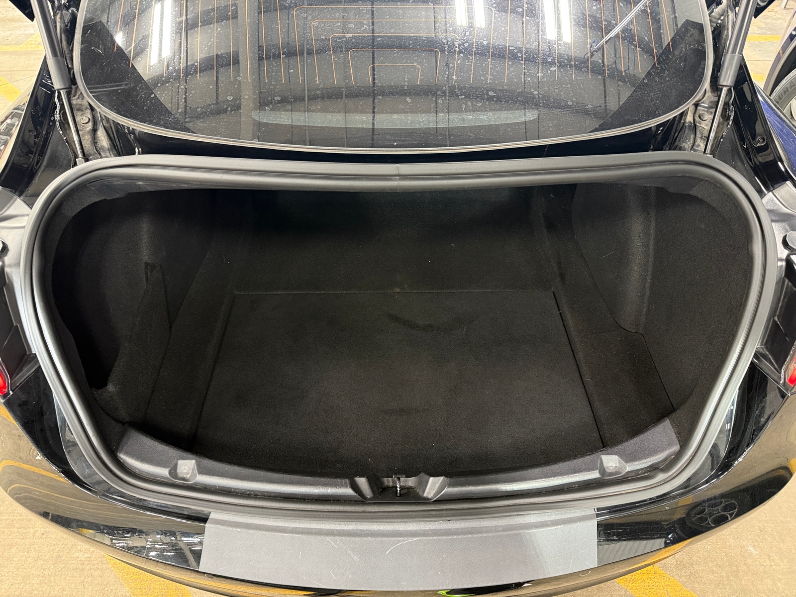 Thumbnail: 2018 Tesla Model 3 - 6