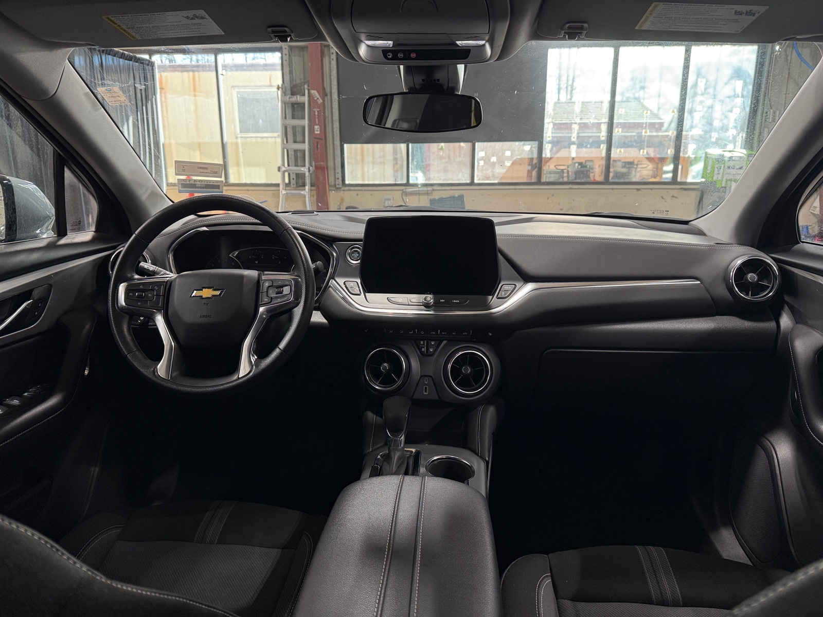 Thumbnail: 2025 Chevrolet Blazer - 3