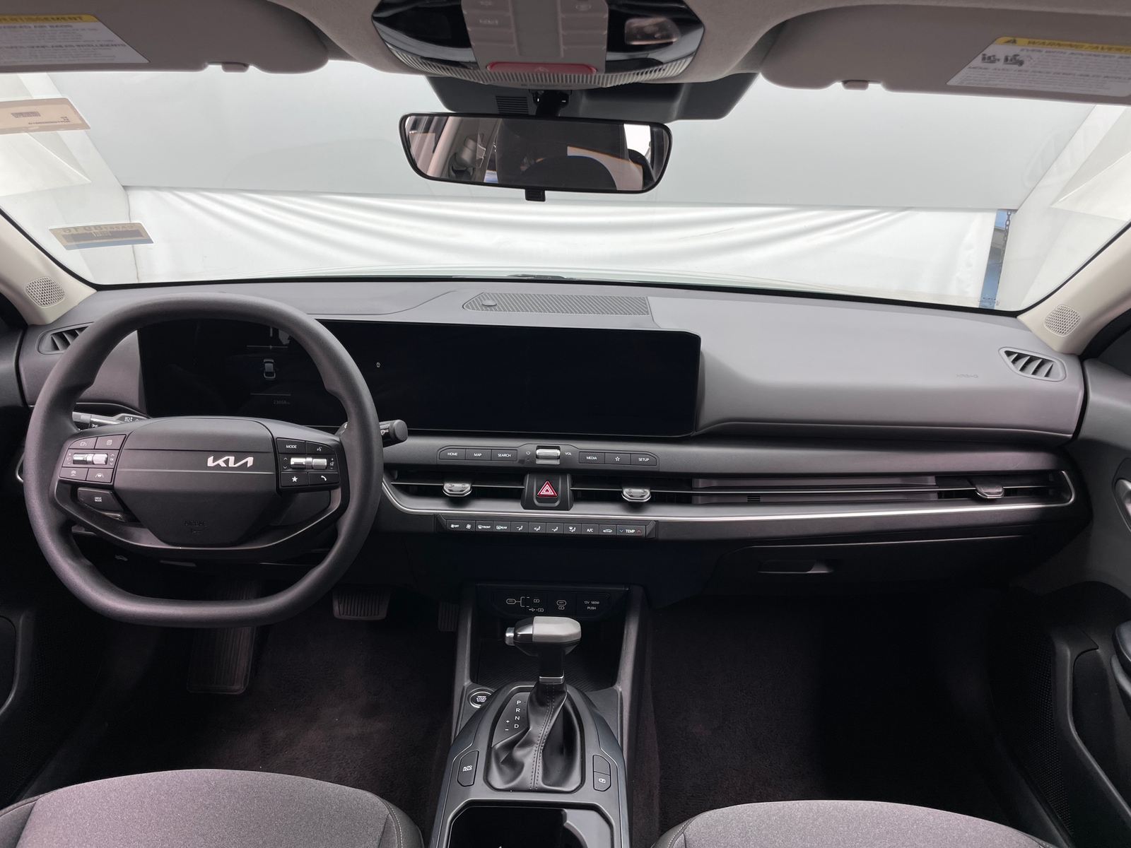 Thumbnail: 2025 Kia K4 - 3