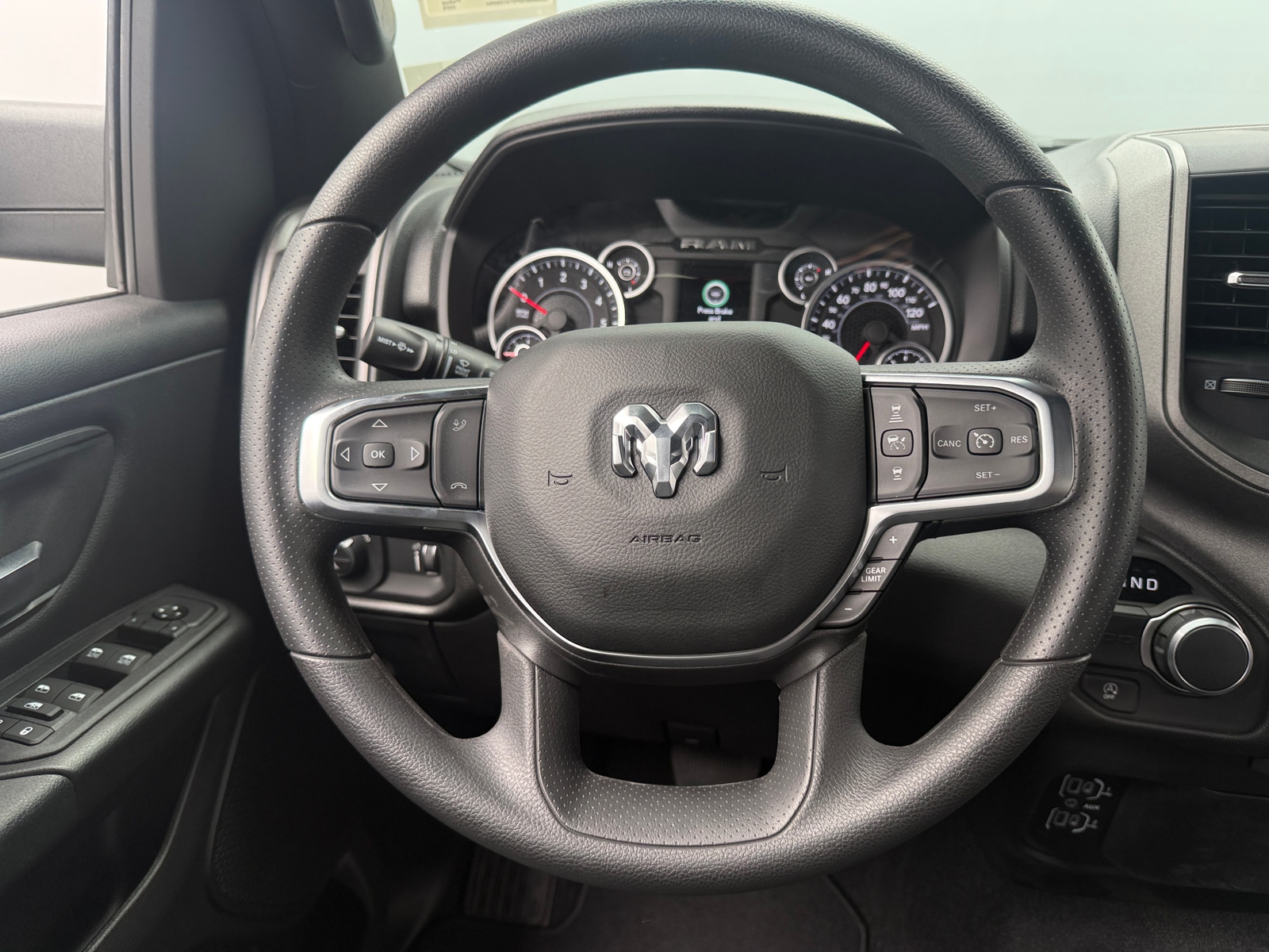 Thumbnail: 2026 RAM 1500 - 5