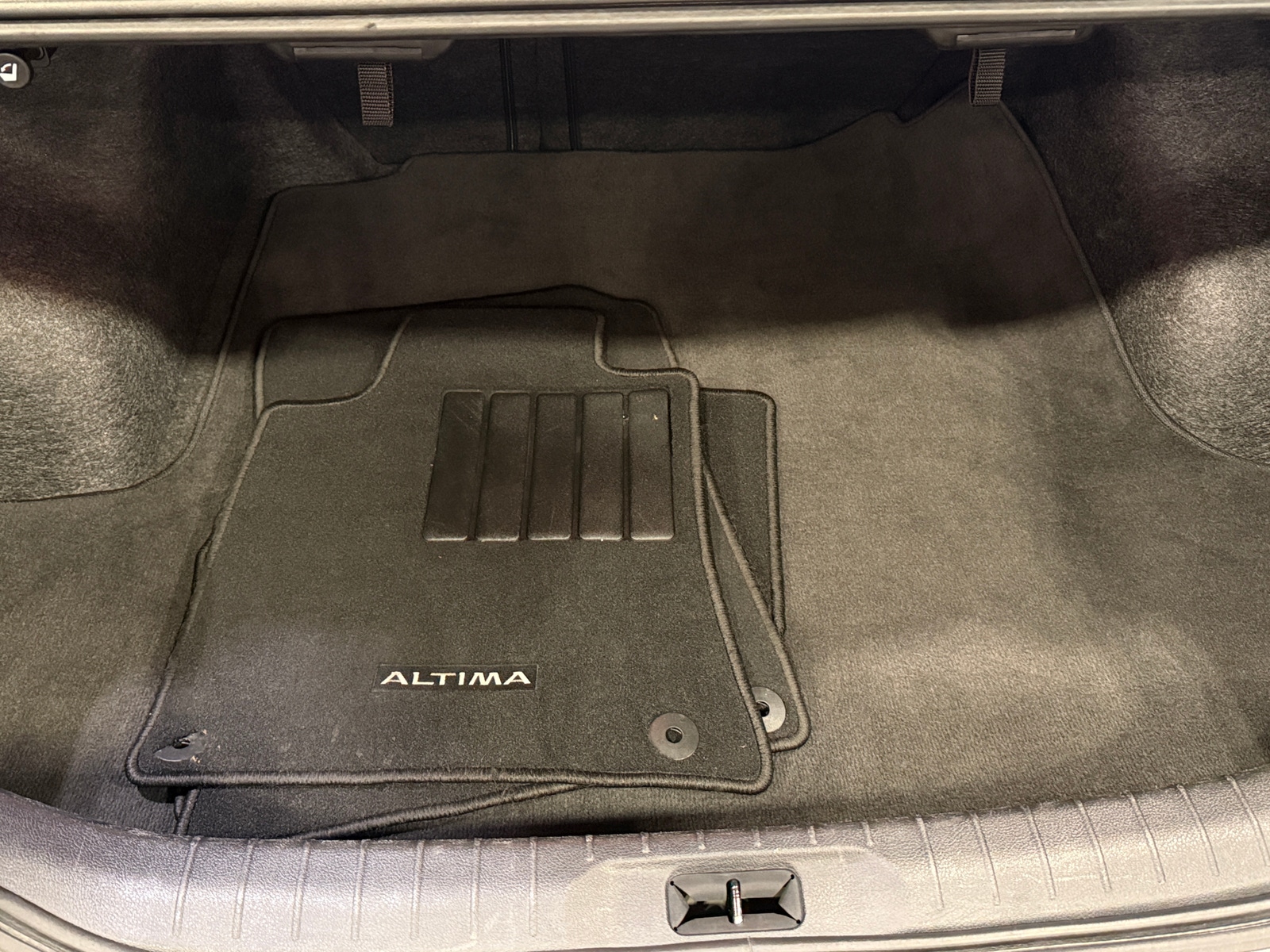 Thumbnail: 2025 Nissan Altima - 7