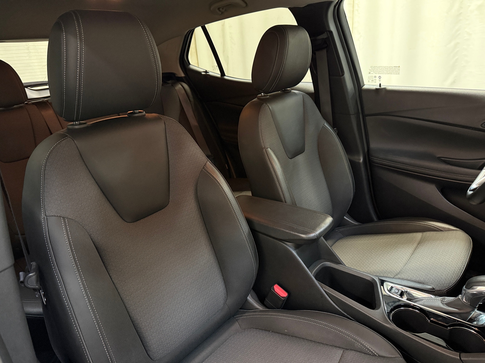 Thumbnail: 2025 Buick Encore GX - 2