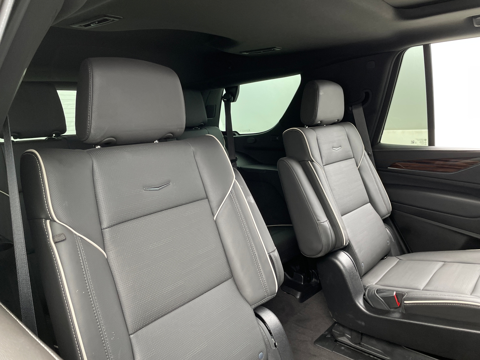 Thumbnail: 2024 Cadillac Escalade - 5