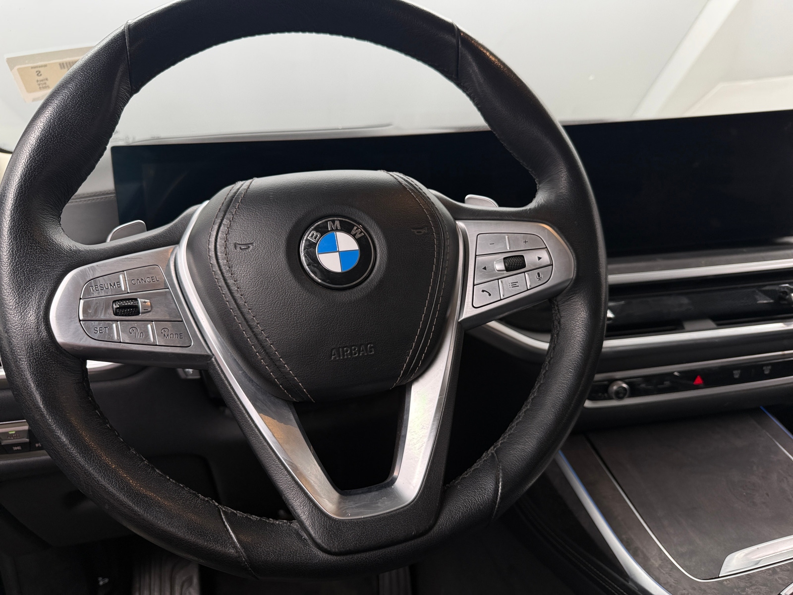 Thumbnail: 2023 BMW X7 - 4