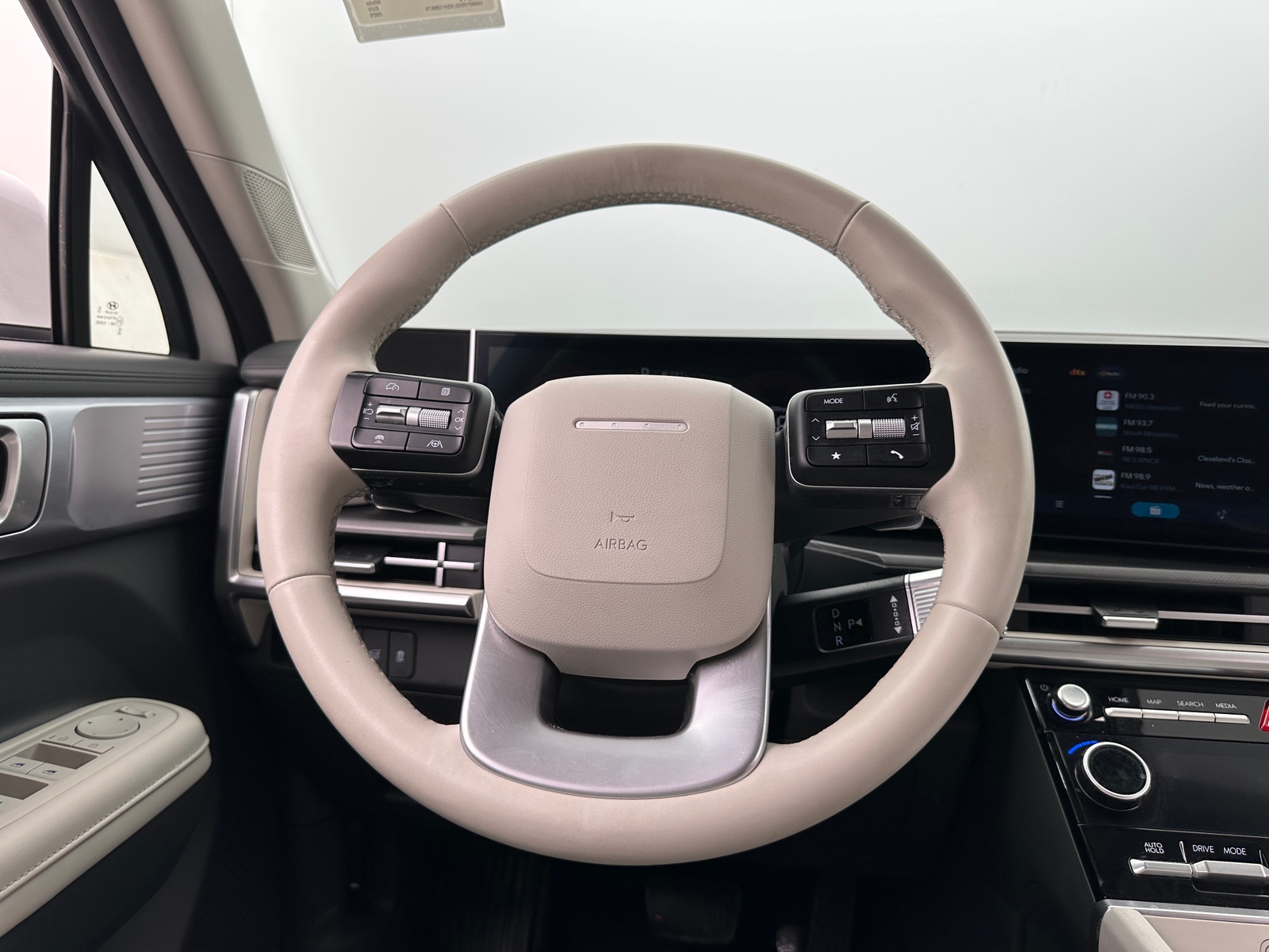 Thumbnail: 2025 Hyundai Santa Fe - 4