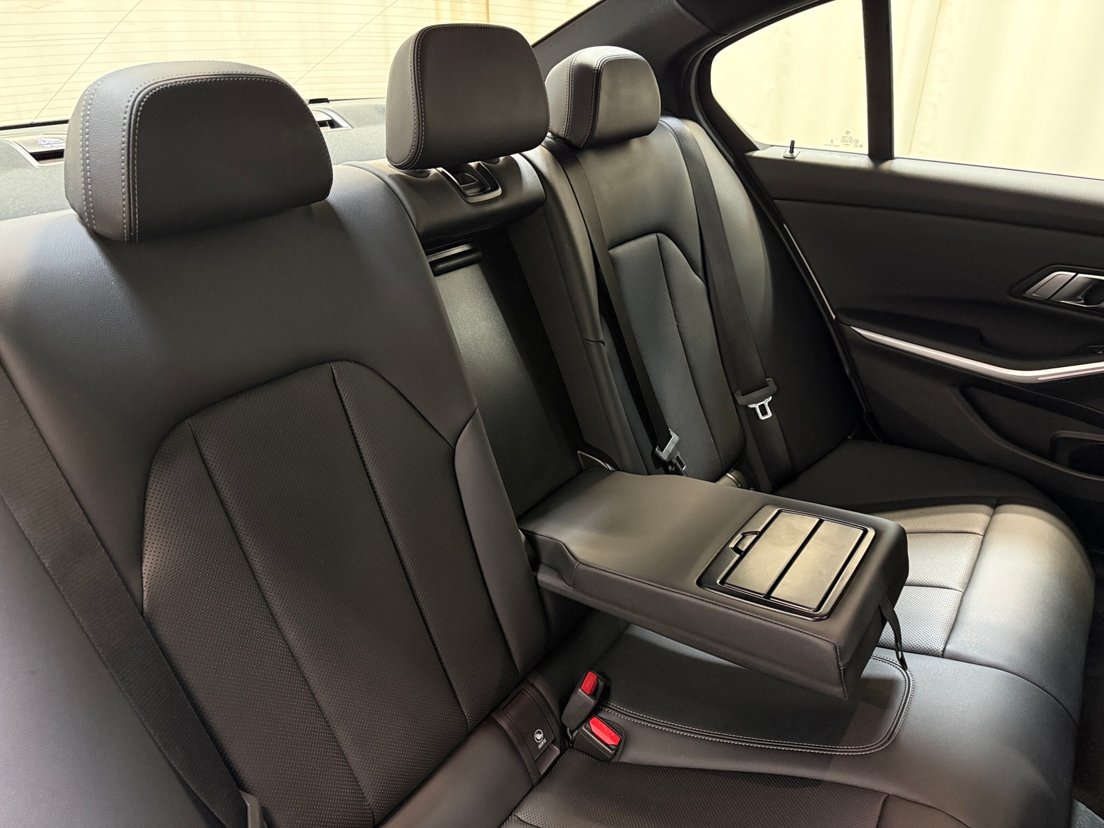 Thumbnail: 2023 BMW 3 Series - 5