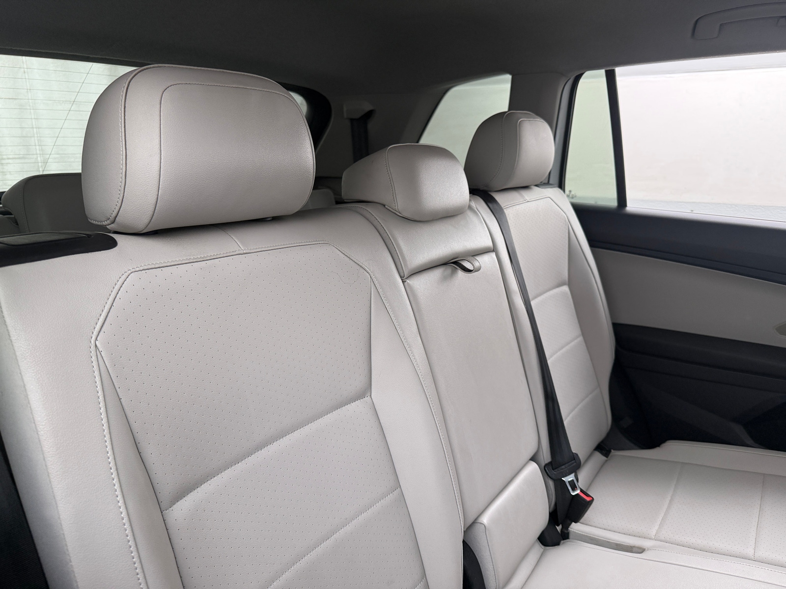 Thumbnail: 2018 Volkswagen Tiguan - 5