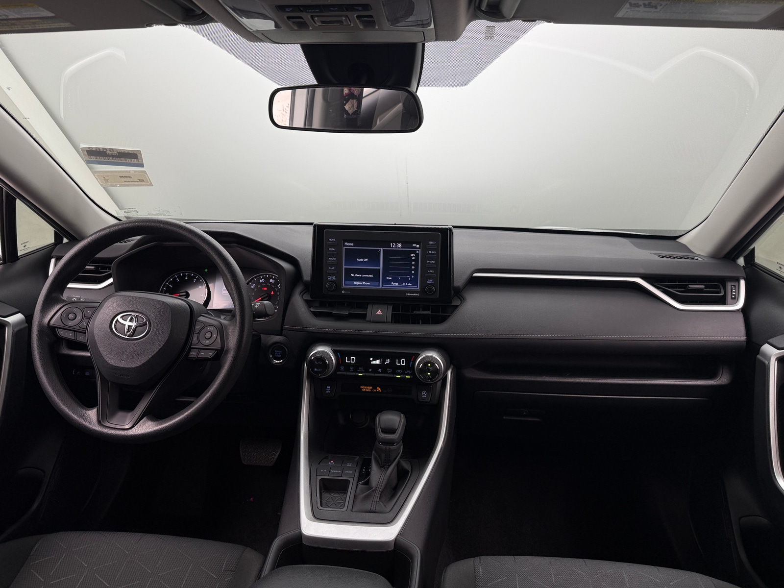 Thumbnail: 2022 Toyota RAV4 - 3