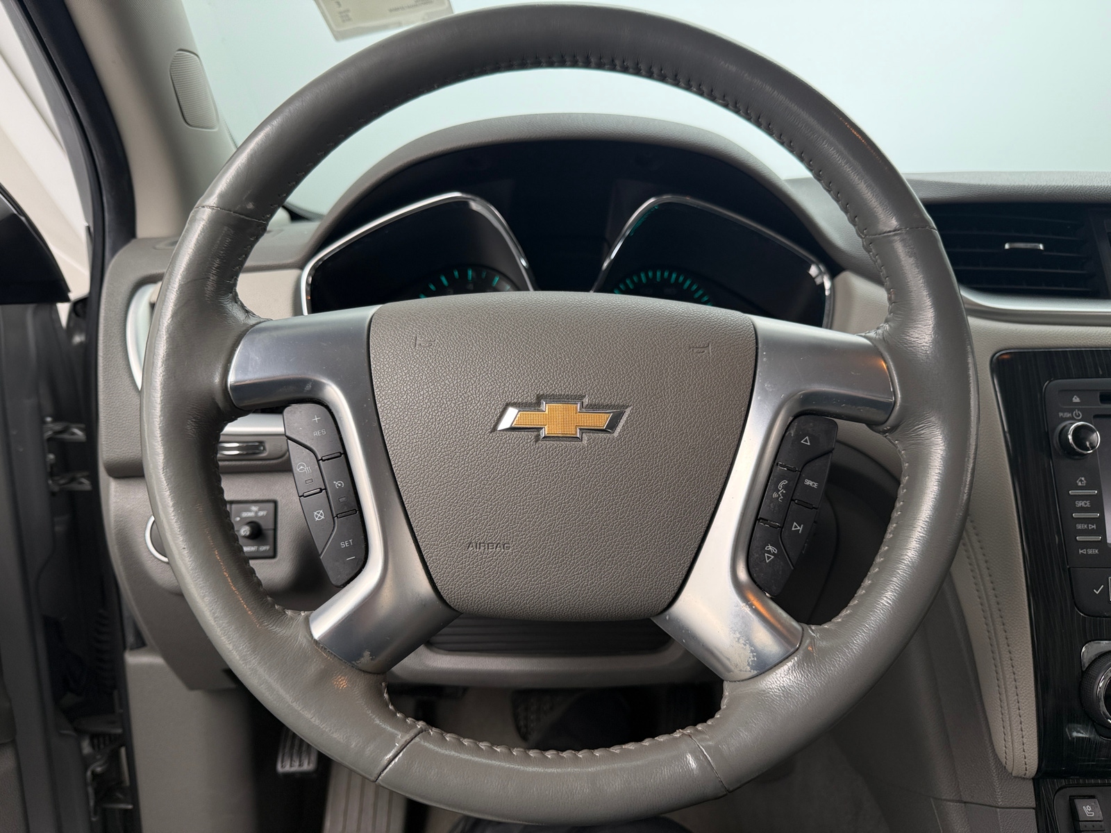 Thumbnail: 2015 Chevrolet Traverse - 4