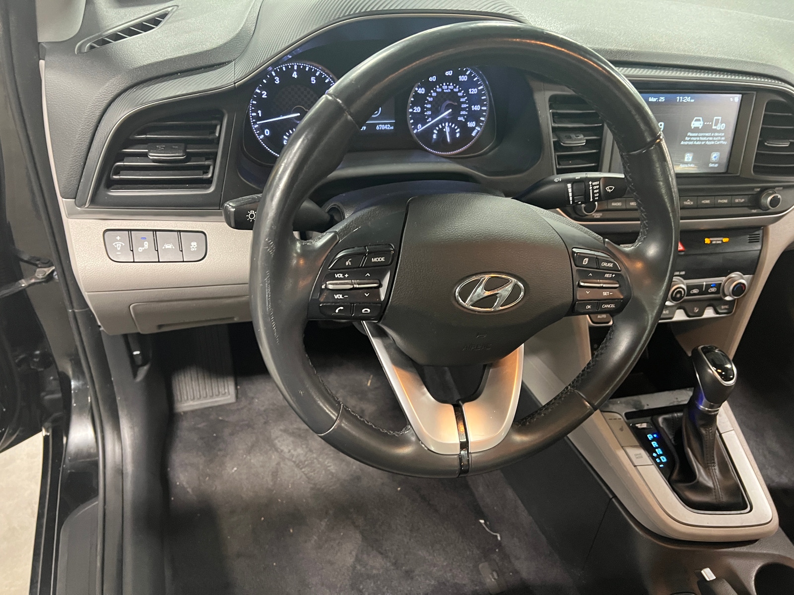 Thumbnail: 2019 Hyundai Elantra - 5