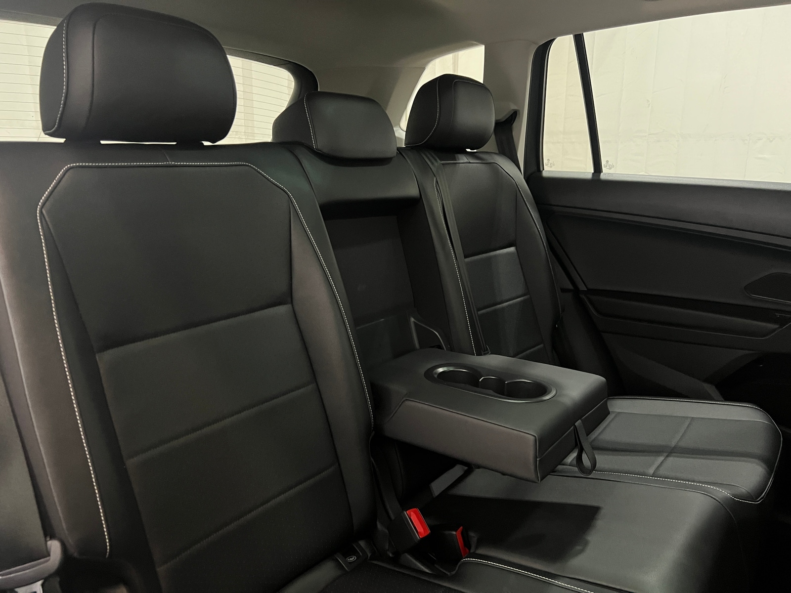 Thumbnail: 2021 Volkswagen Tiguan - 5