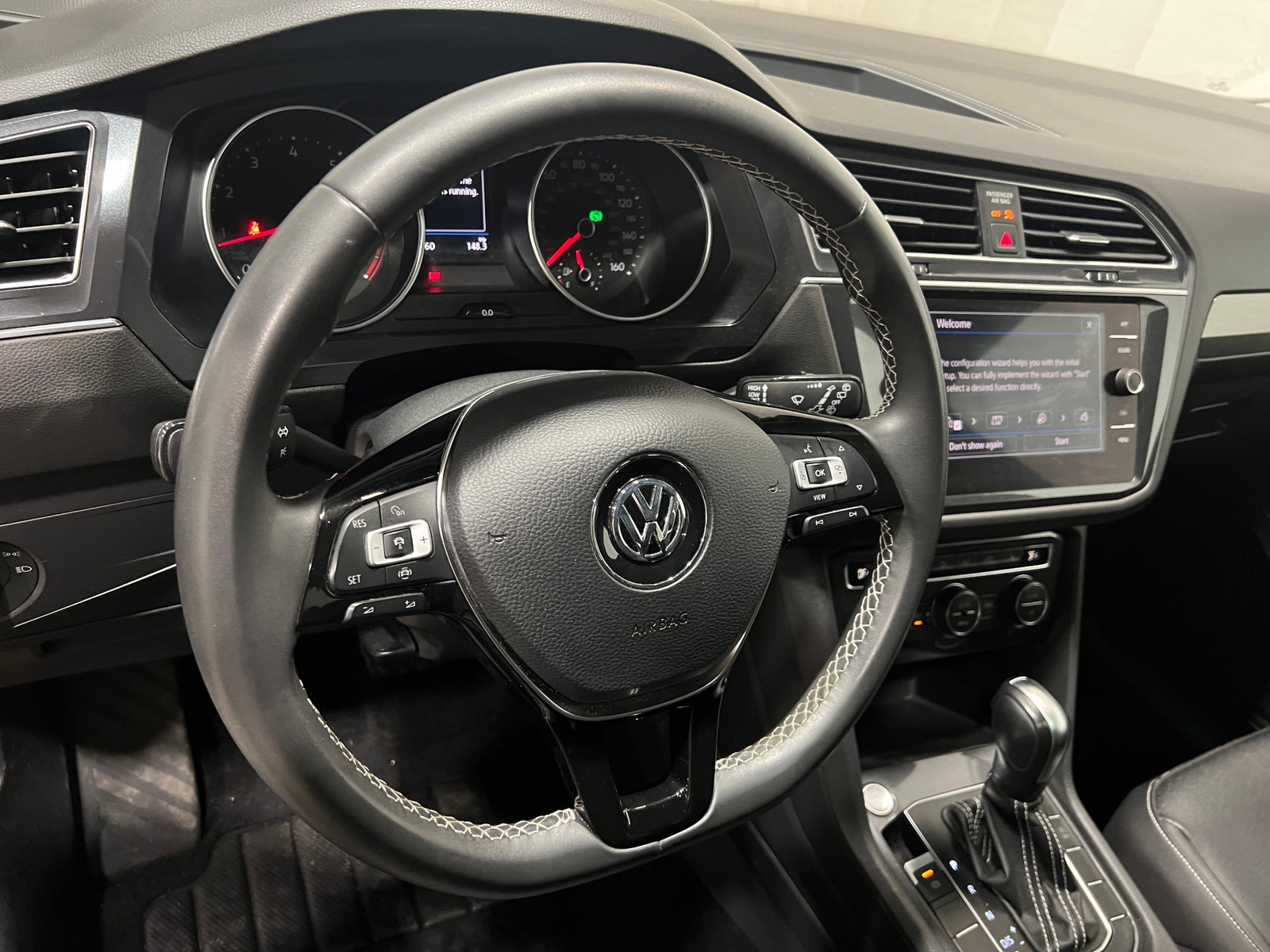 Thumbnail: 2021 Volkswagen Tiguan - 4