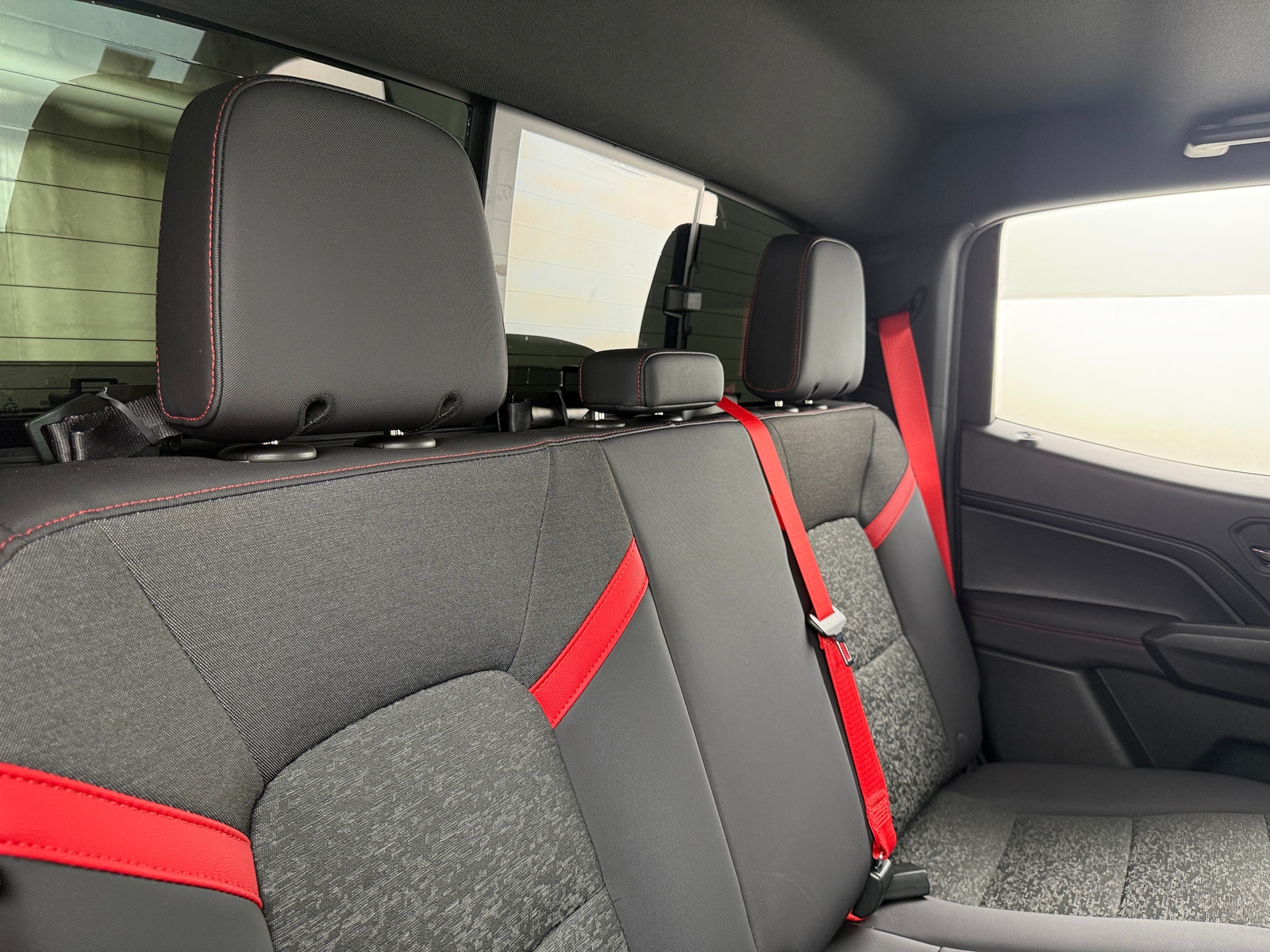 Thumbnail: 2024 Chevrolet Colorado - 6