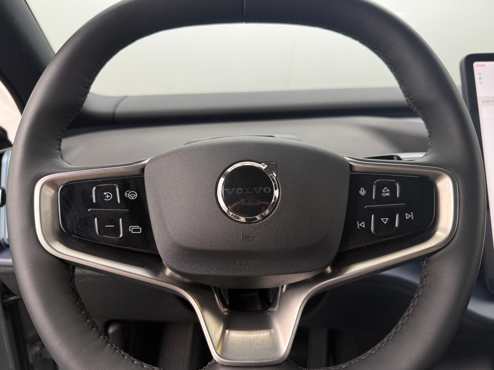 Thumbnail: 2025 Volvo EX30 - 4