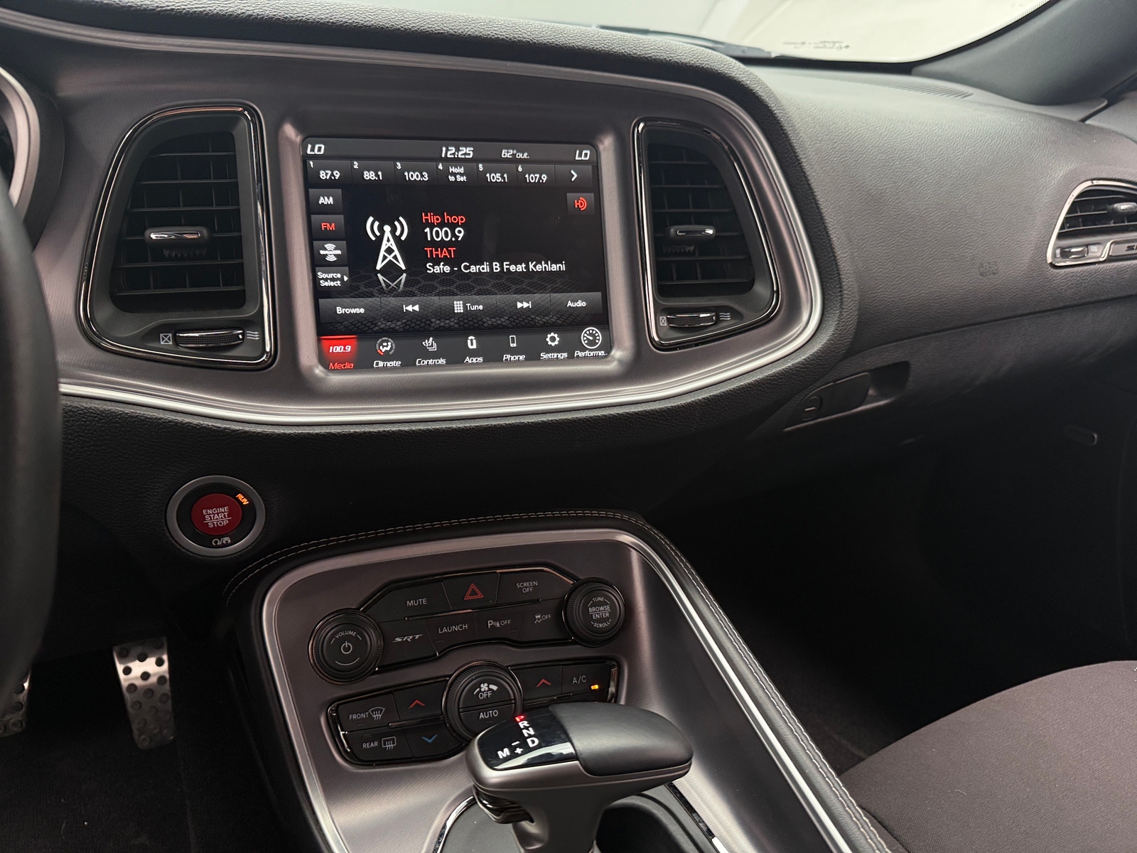 Thumbnail: 2021 Dodge Challenger - 3