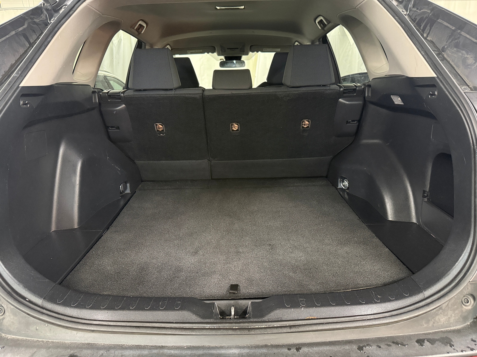 Thumbnail: 2019 Toyota RAV4 - 7