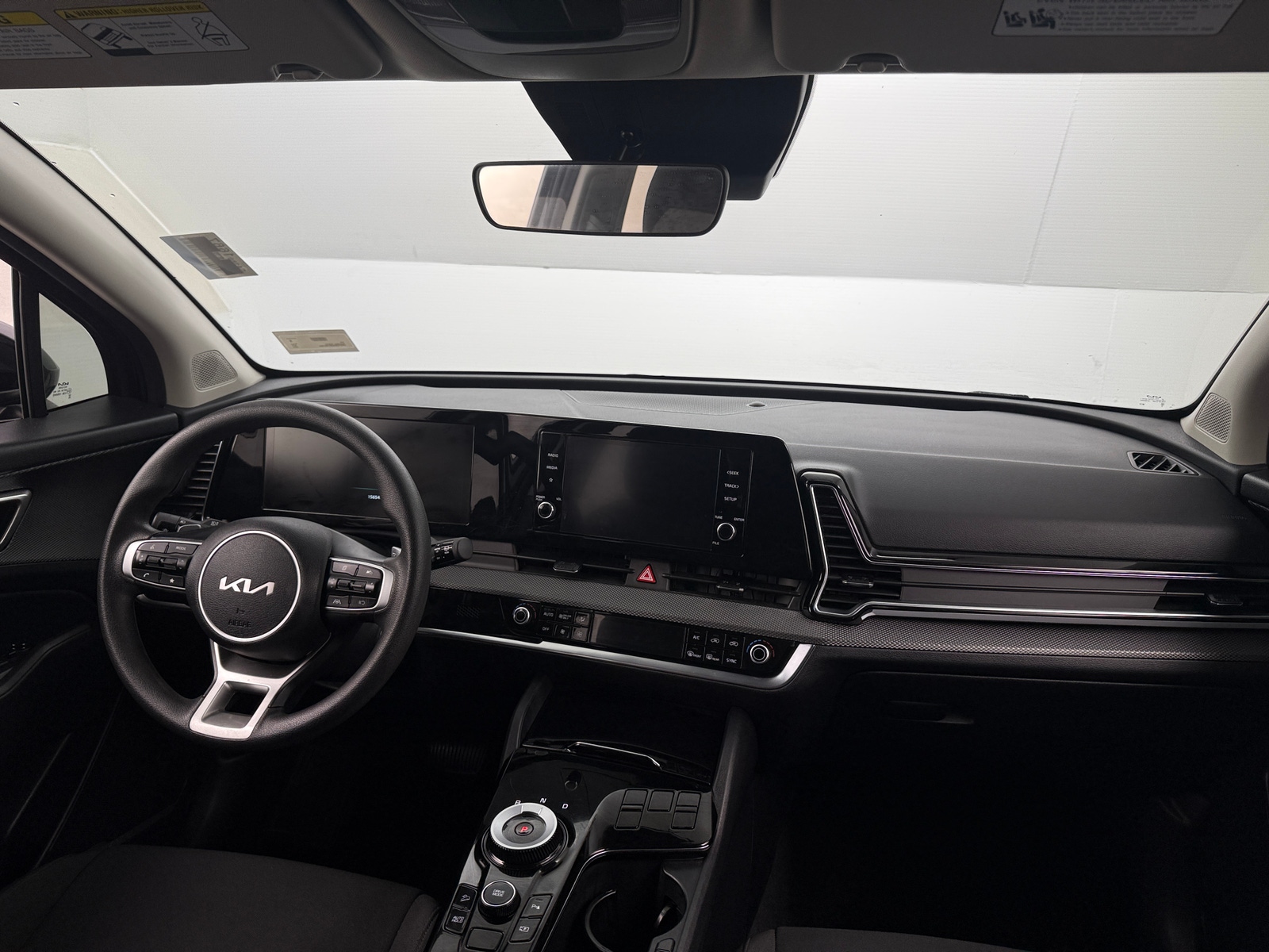 Thumbnail: 2023 Kia Sportage - 3