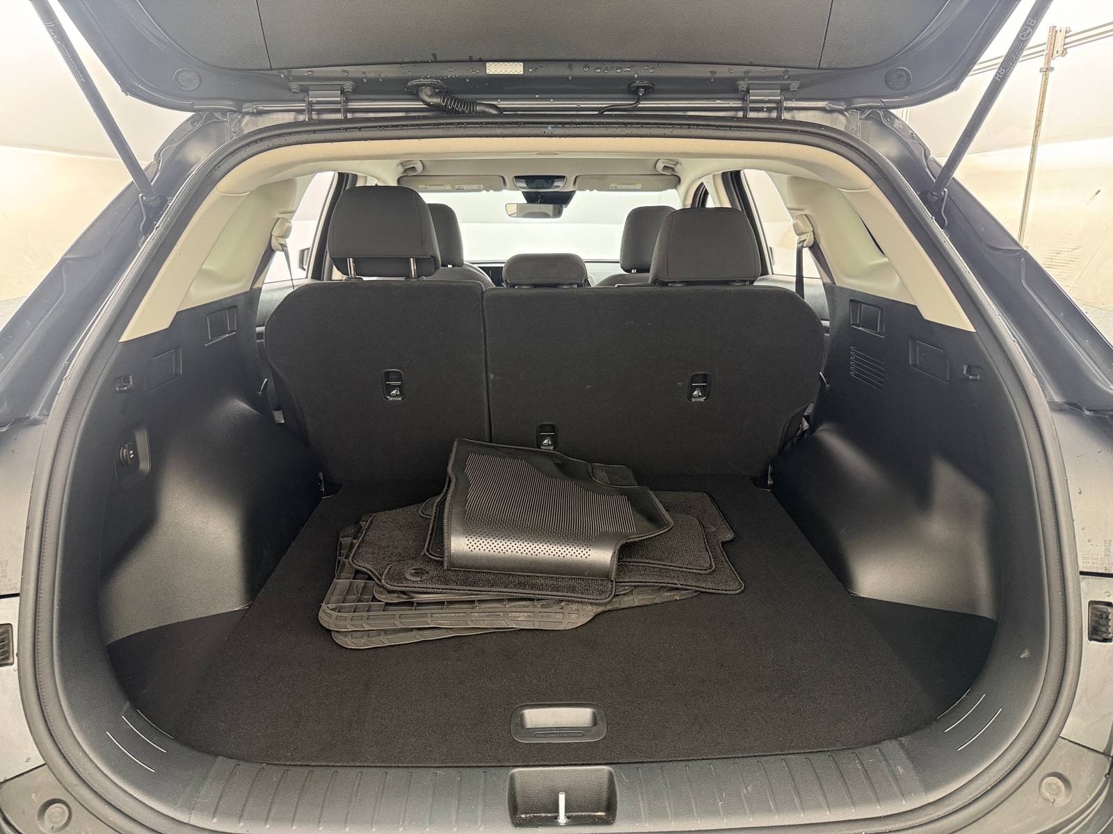 Thumbnail: 2023 Kia Sportage - 7