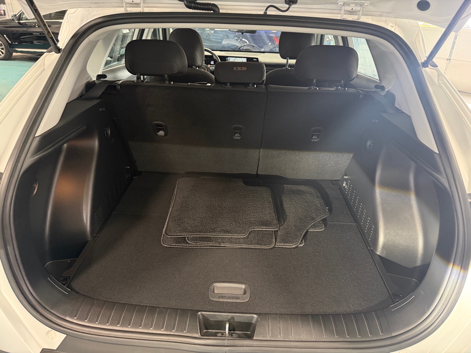 Thumbnail: 2024 Hyundai Kona - 7