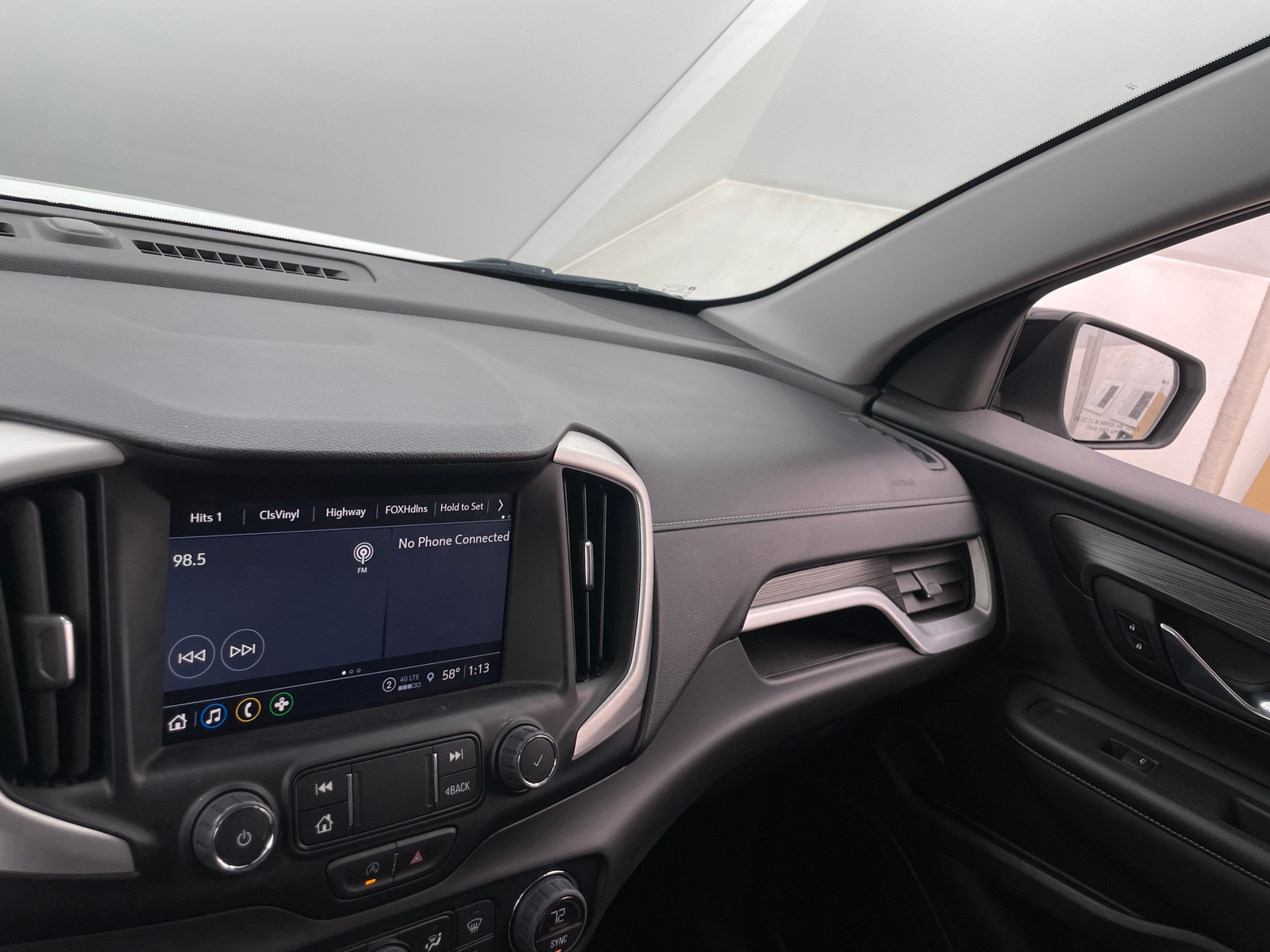 Thumbnail: 2022 GMC Terrain - 3