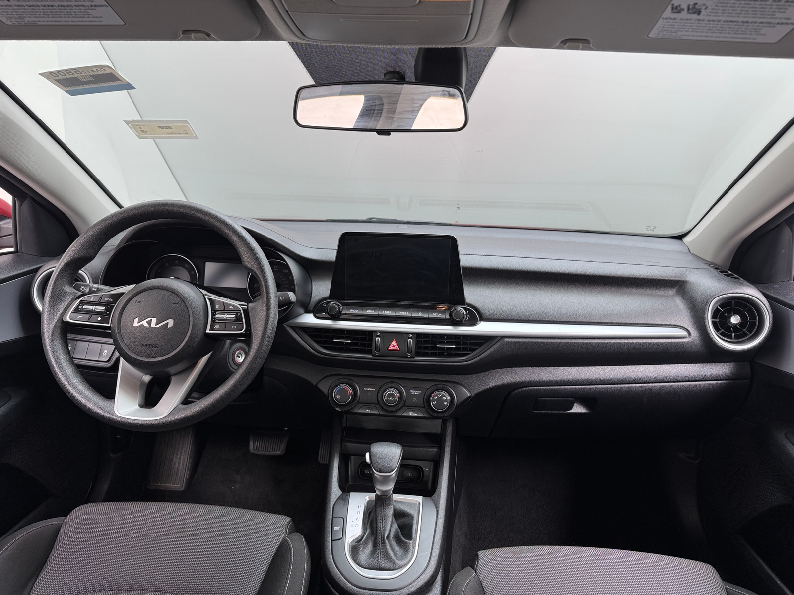 Thumbnail: 2024 Kia Forte - 3