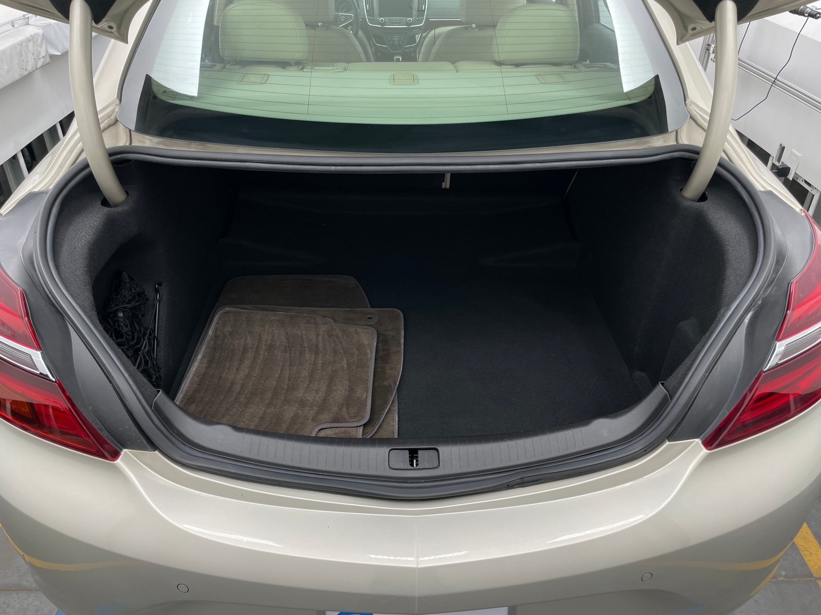 Thumbnail: 2015 Buick Regal - 6