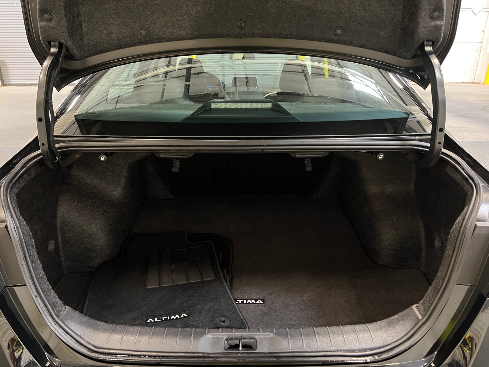 Thumbnail: 2025 Nissan Altima - 7