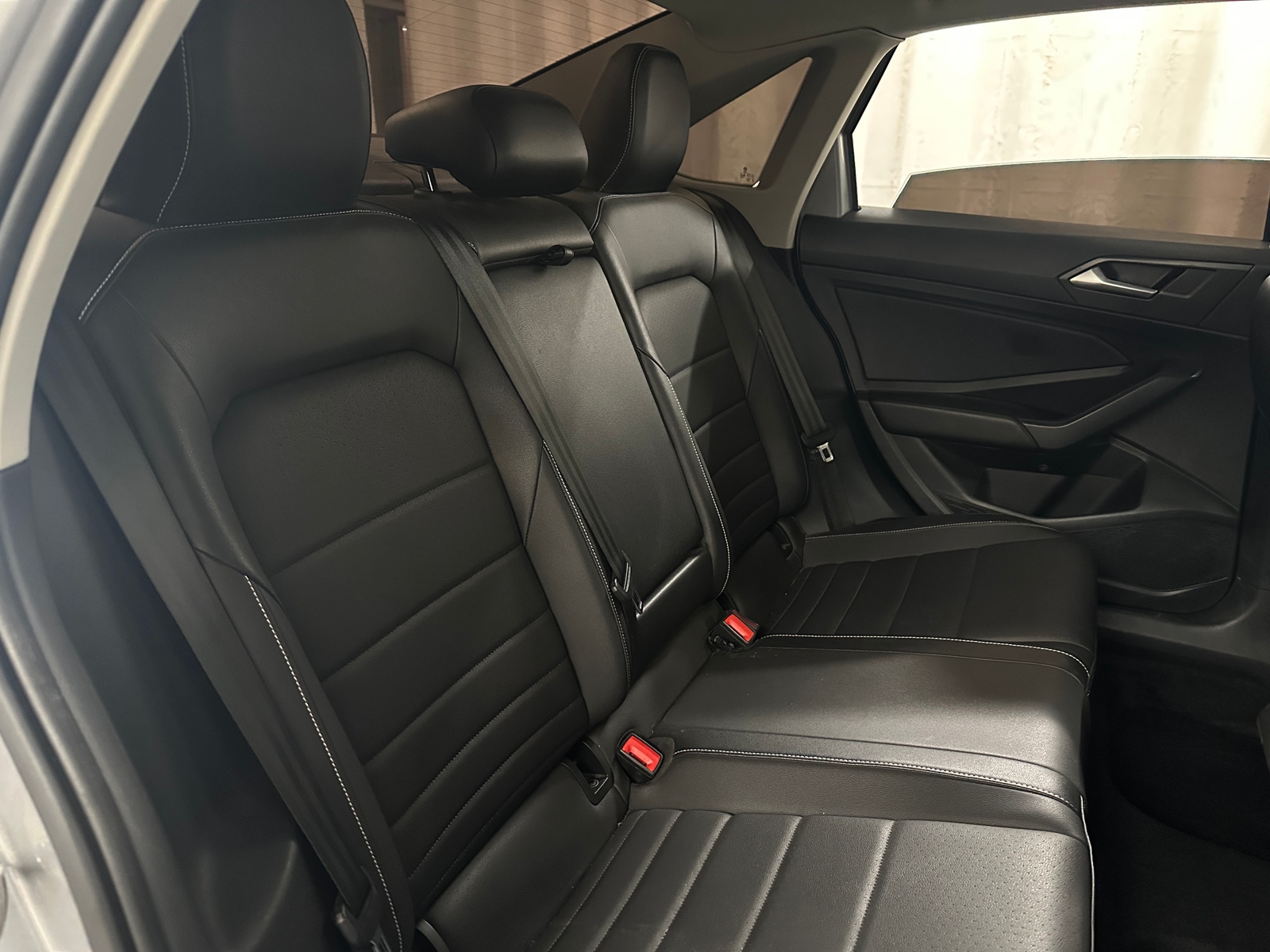 Thumbnail: 2022 Volkswagen Jetta - 5